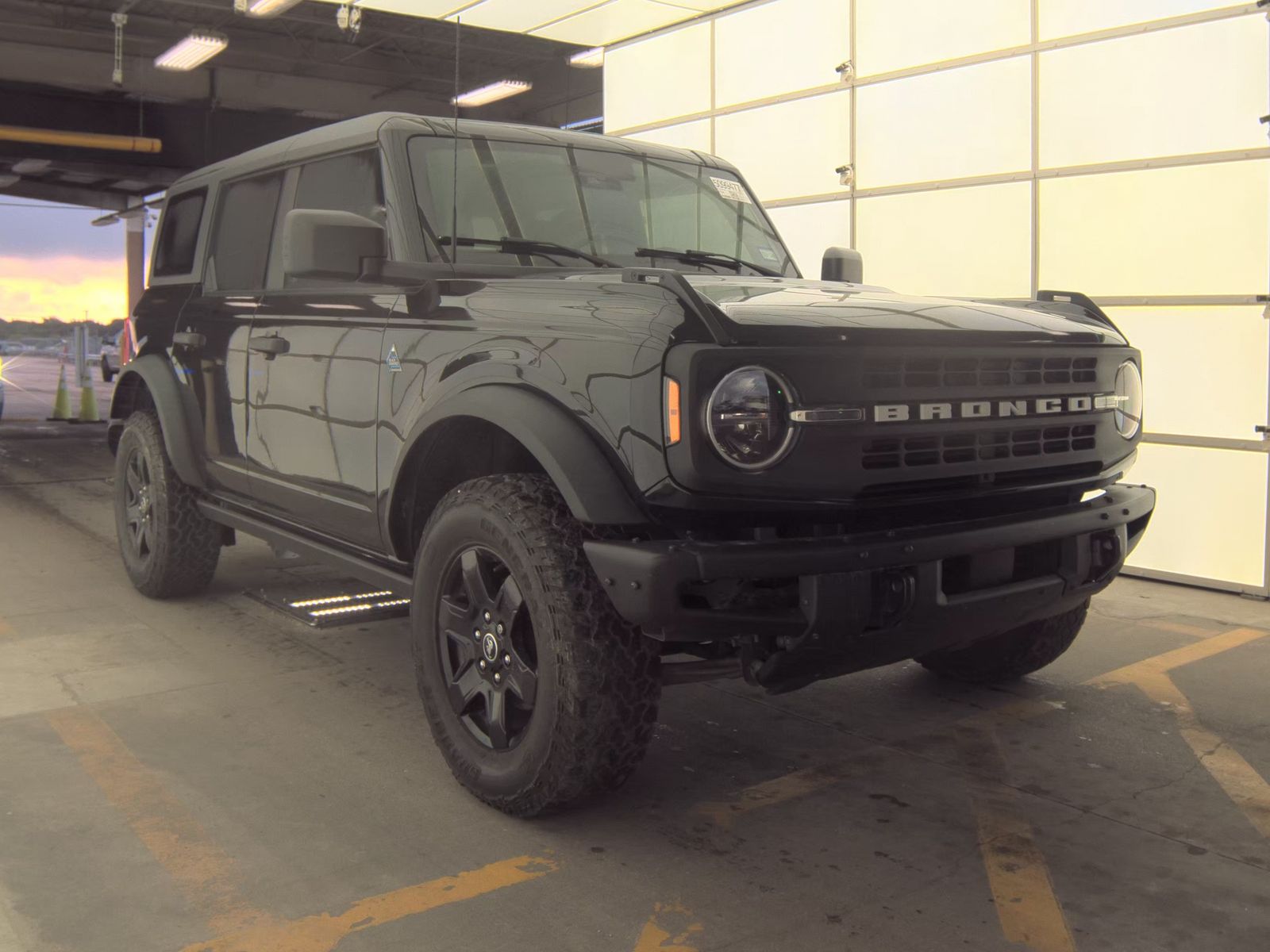 FORD BRONCO - 5