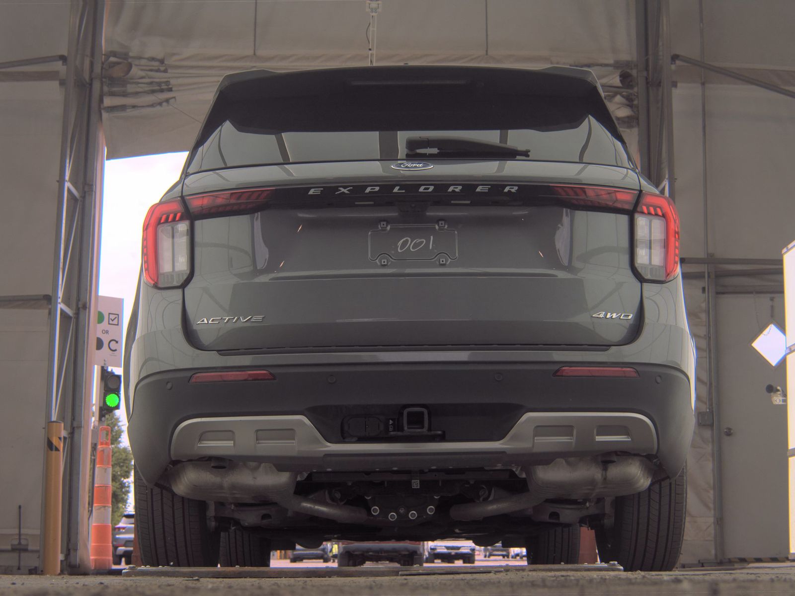 FORD EXPLORER - 8
