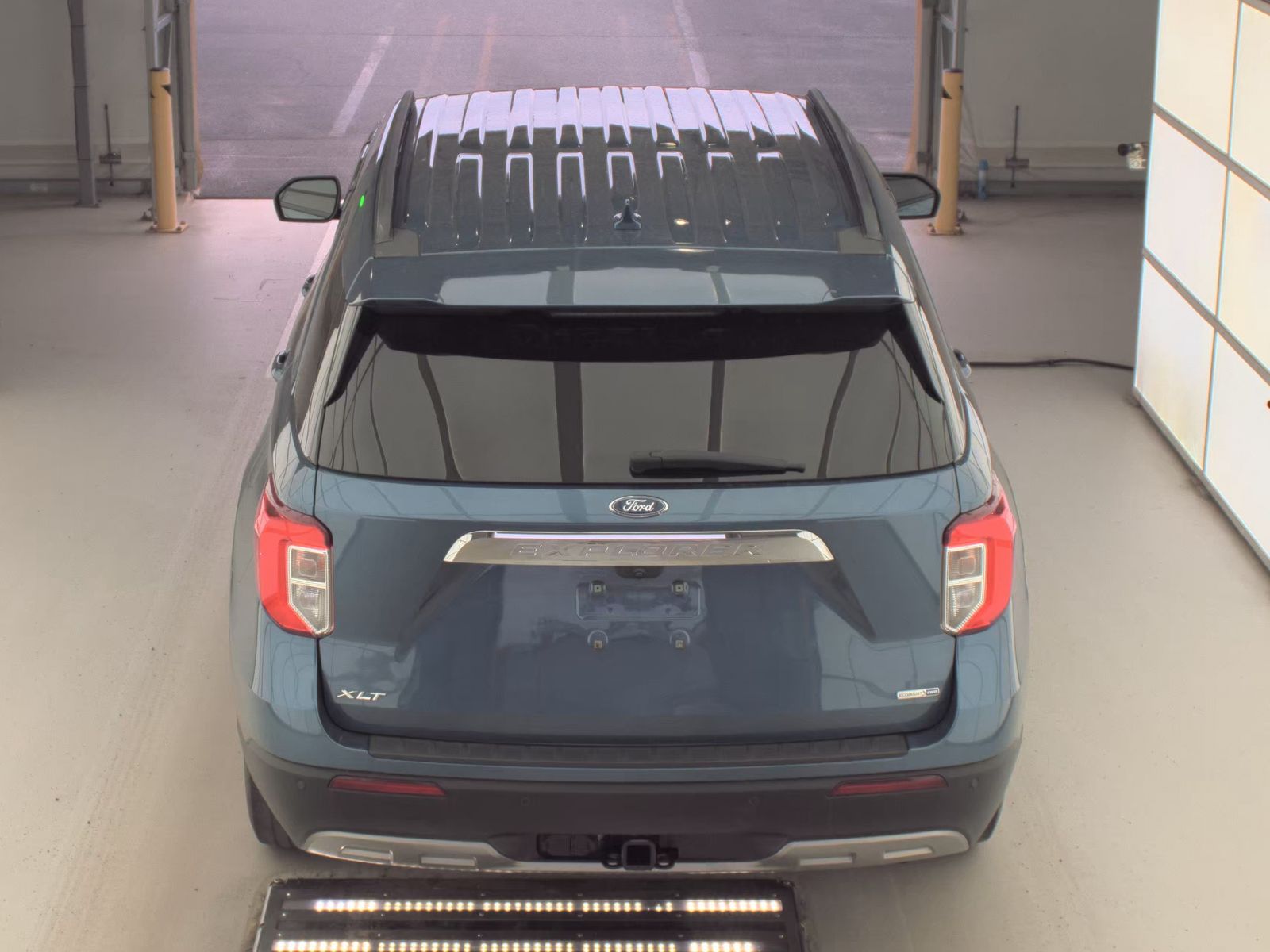 FORD EXPLORER - 7