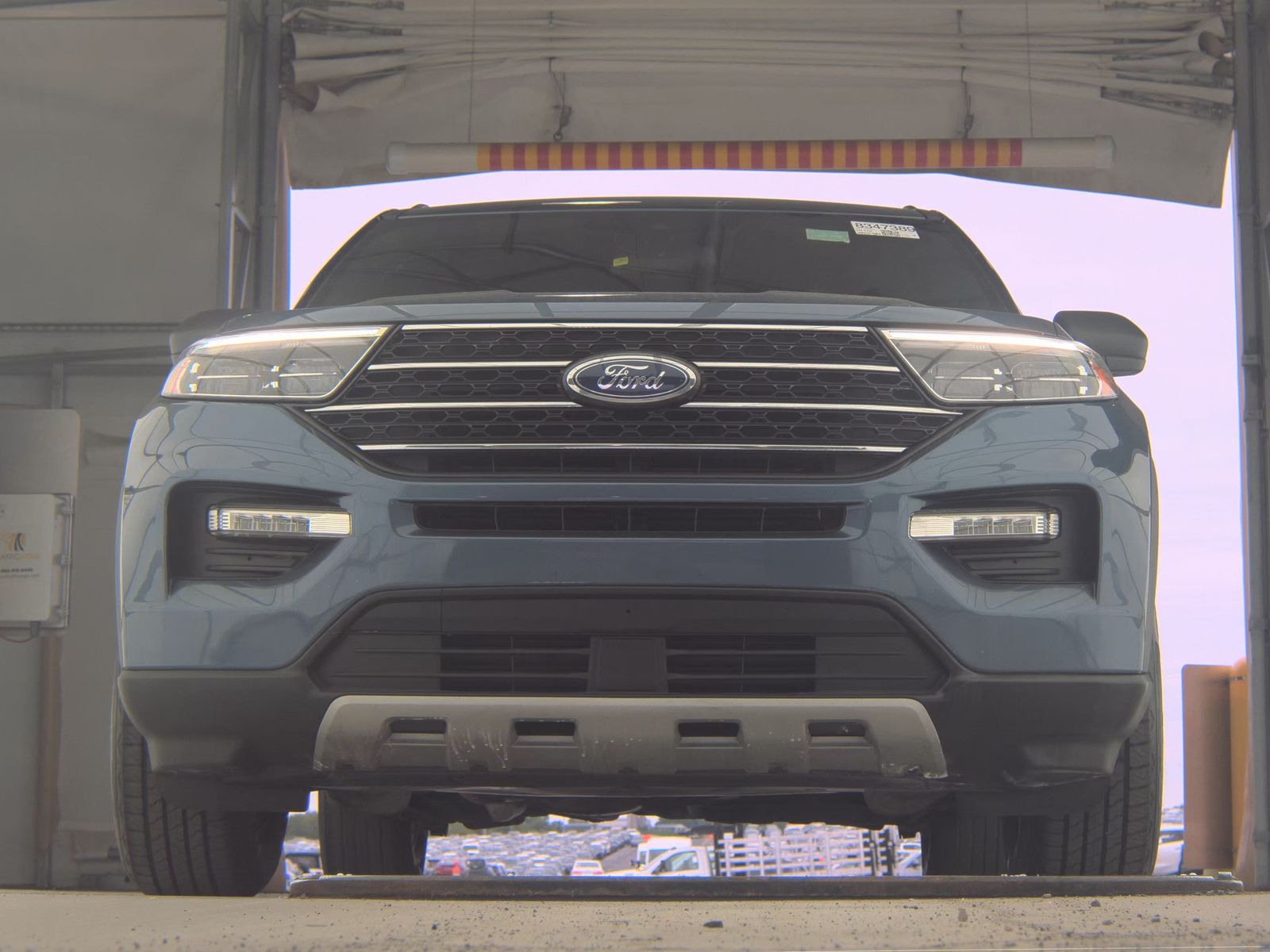 FORD EXPLORER - 4
