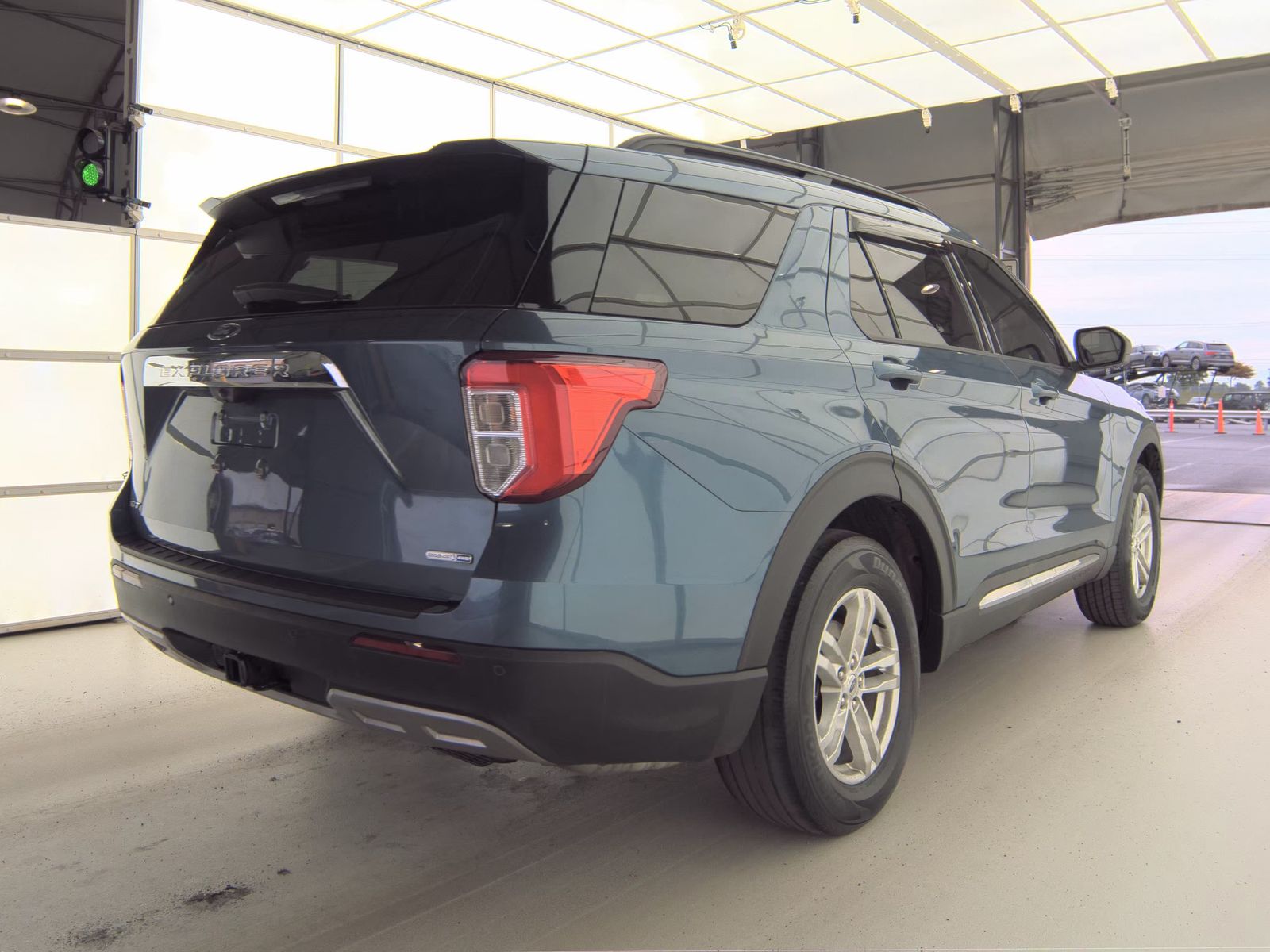 FORD EXPLORER - 6