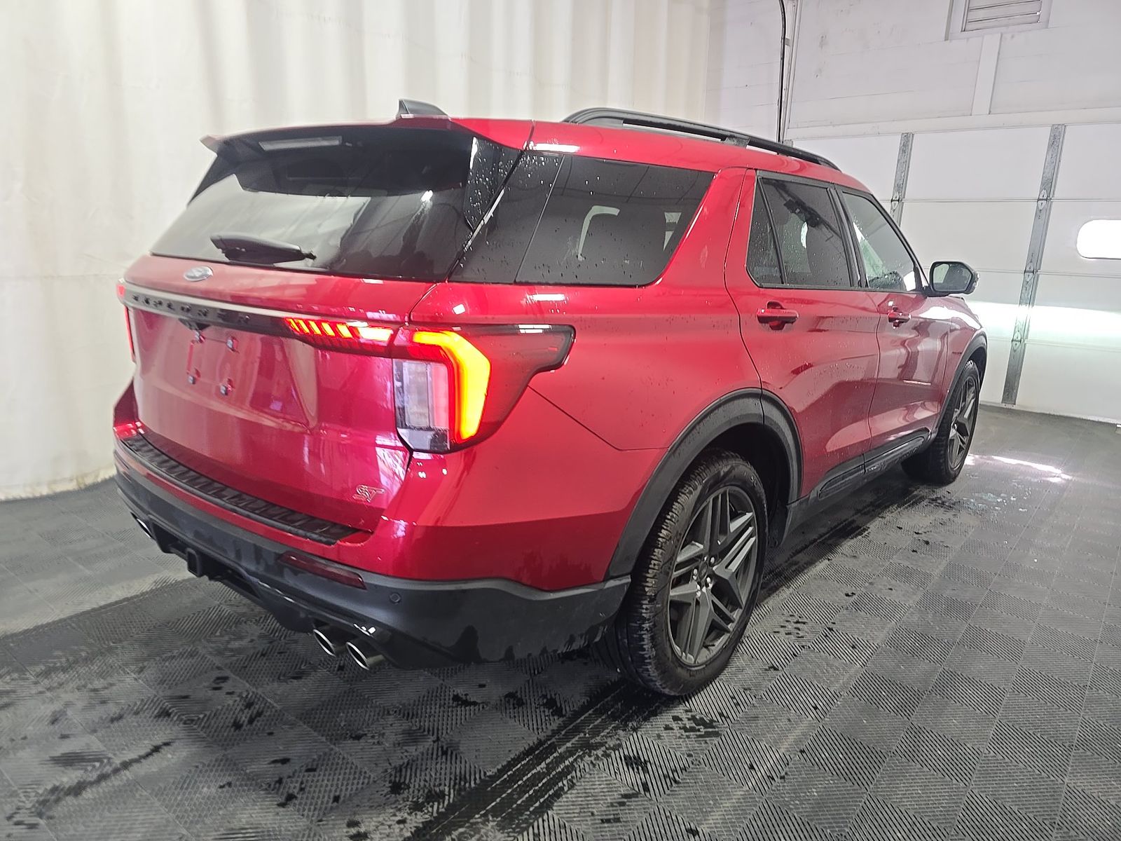 FORD EXPLORER - 5