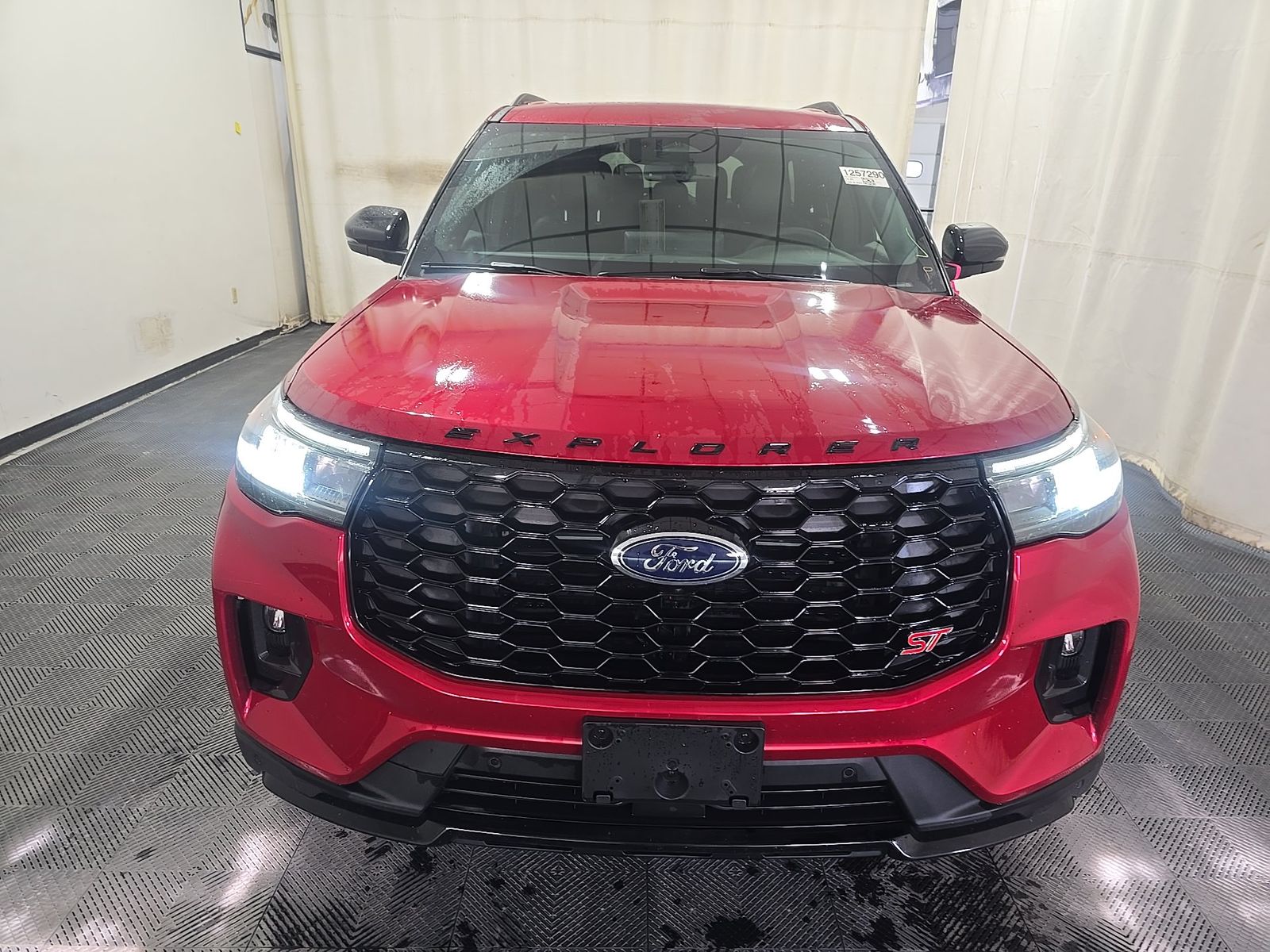 FORD EXPLORER - 3