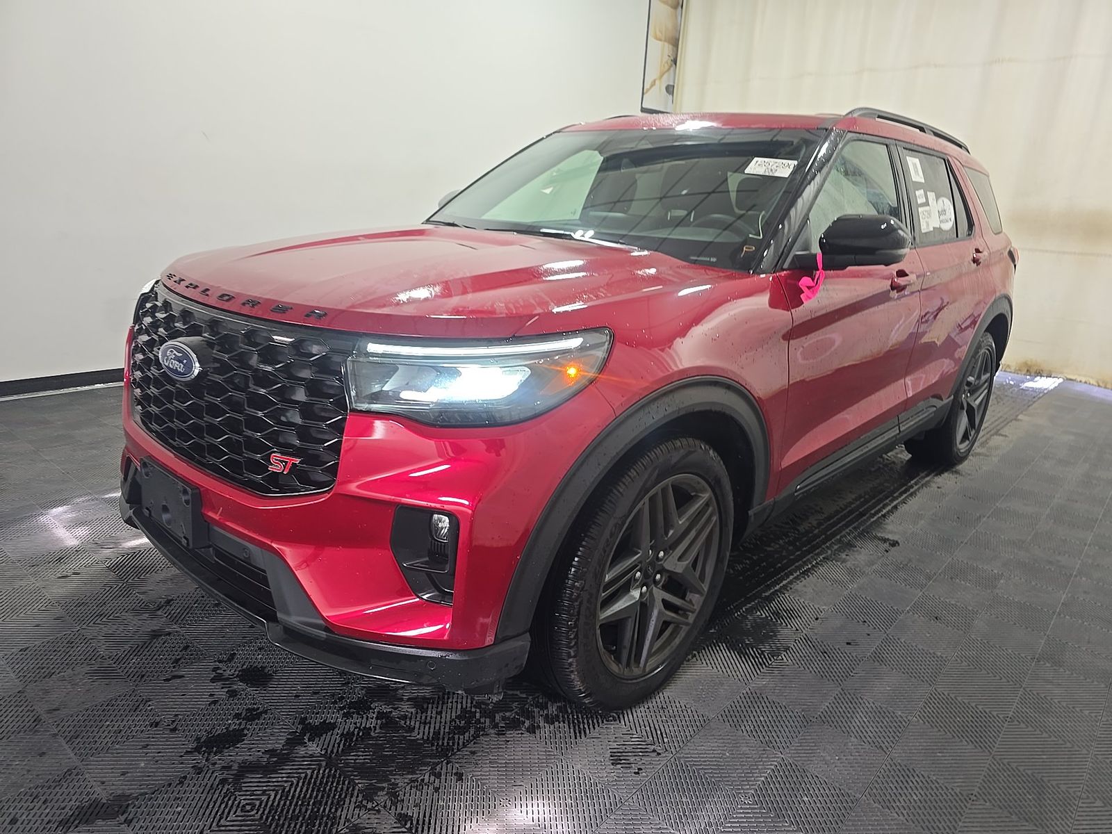 FORD EXPLORER - 1