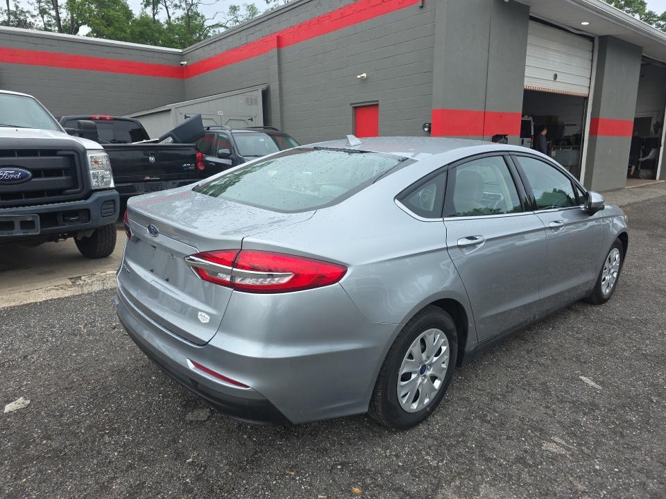 FORD FUSION - 5