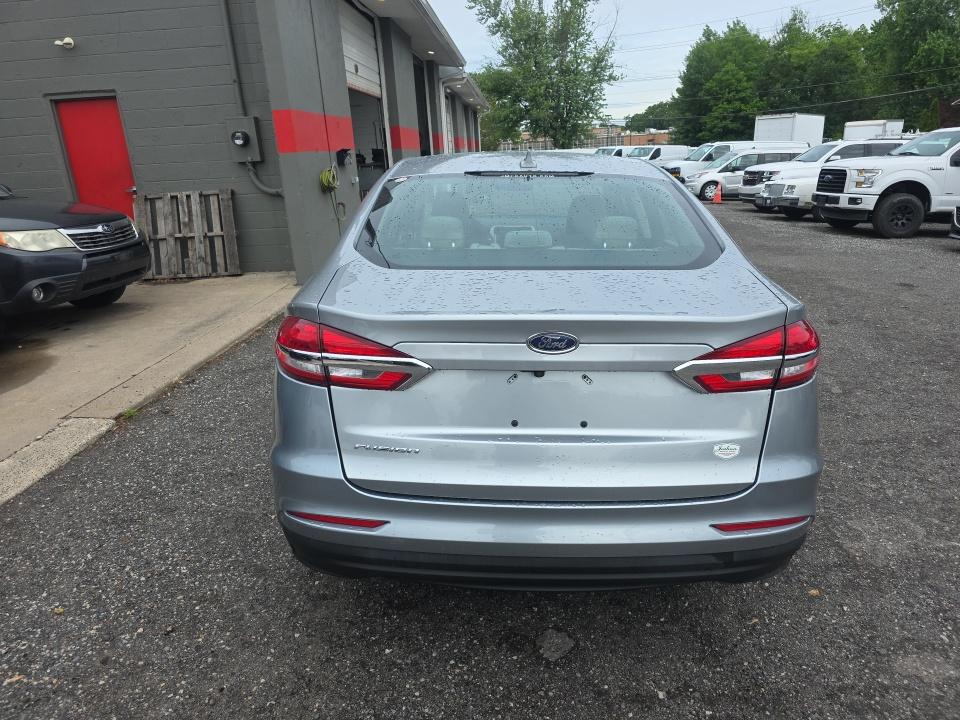 FORD FUSION - 6