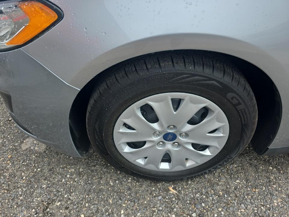 FORD FUSION - 9