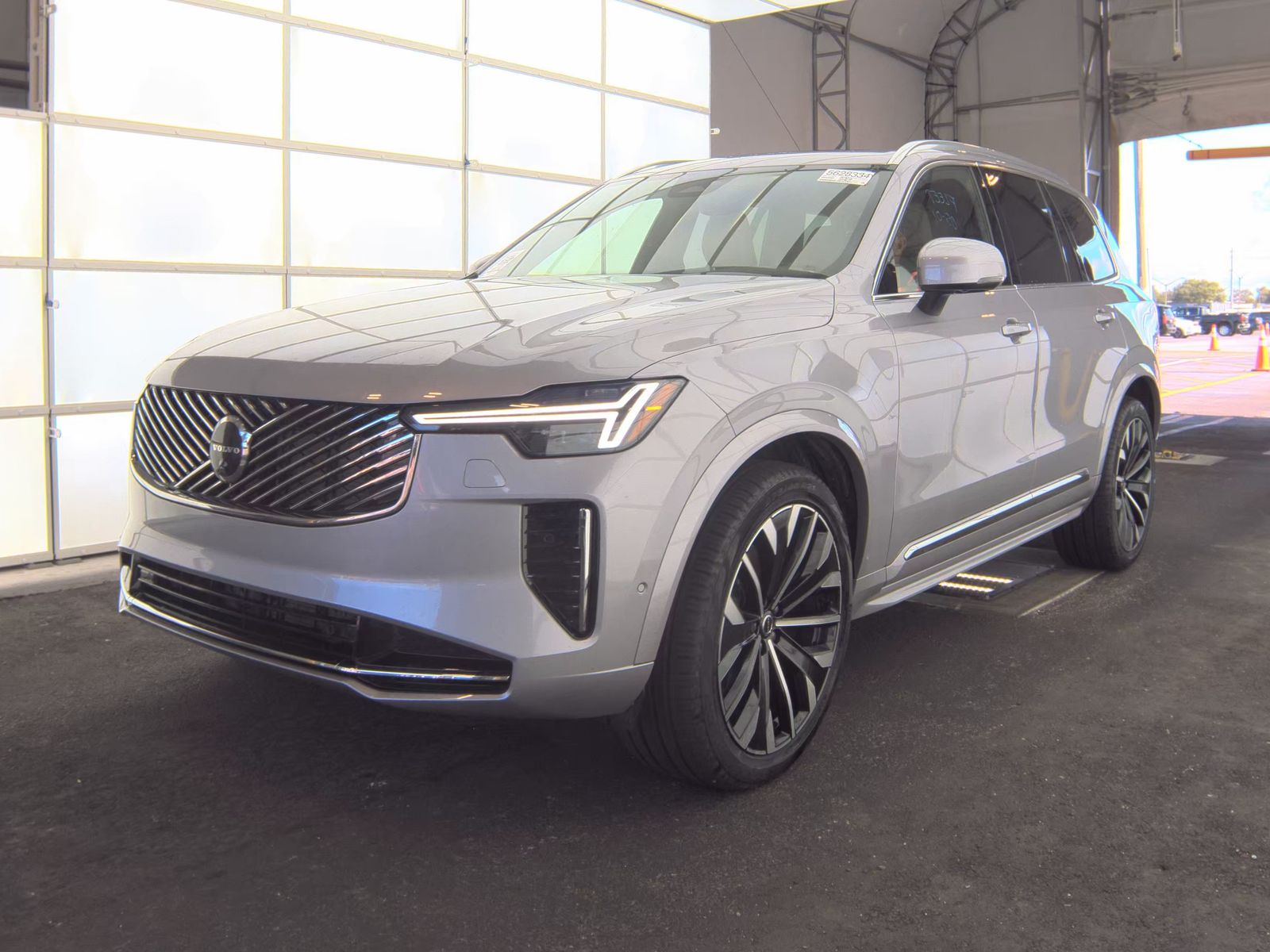 2026 Volvo XC90 B6 Plus FWD