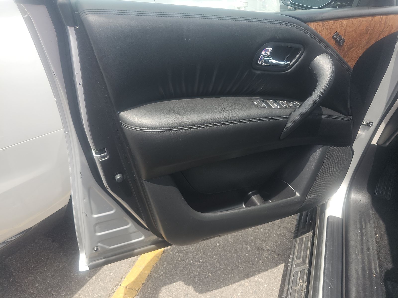 NISSAN ARMADA - 10