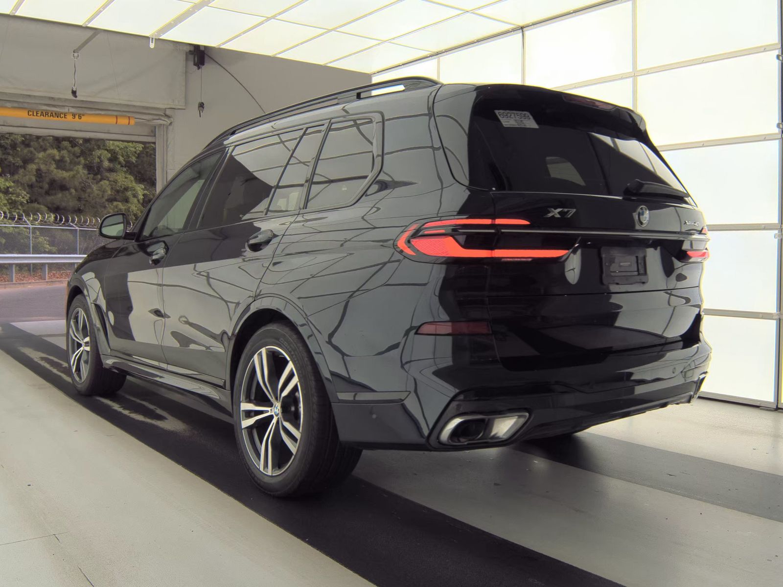 2023 BMW X7 xDrive40i AWD