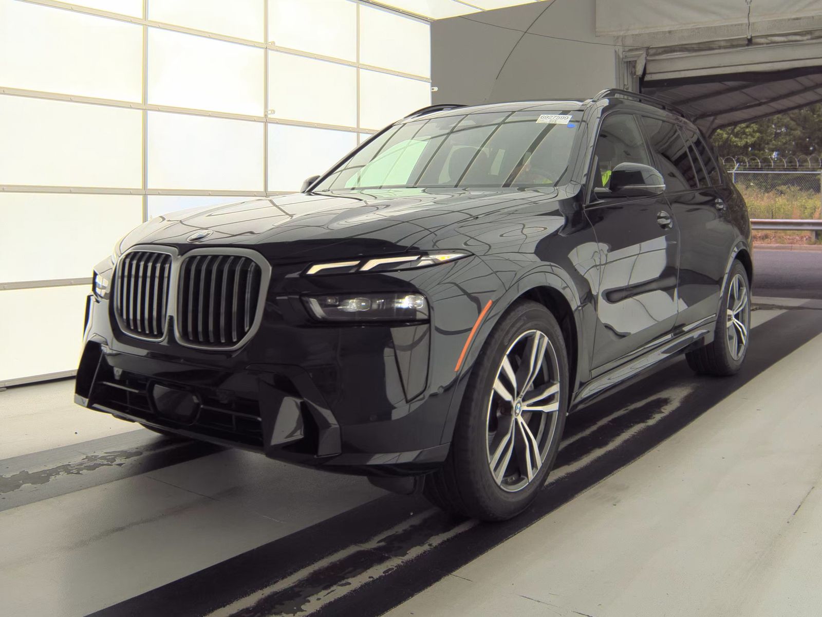 2023 BMW X7 xDrive40i AWD