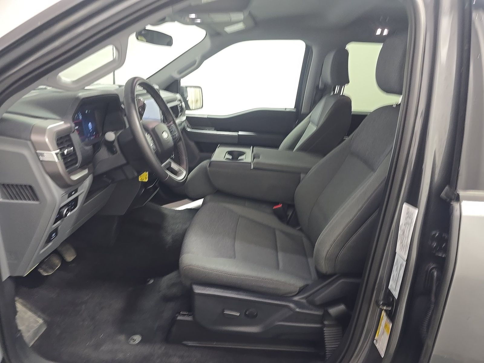 2025 Ford F-150 XLT AWD