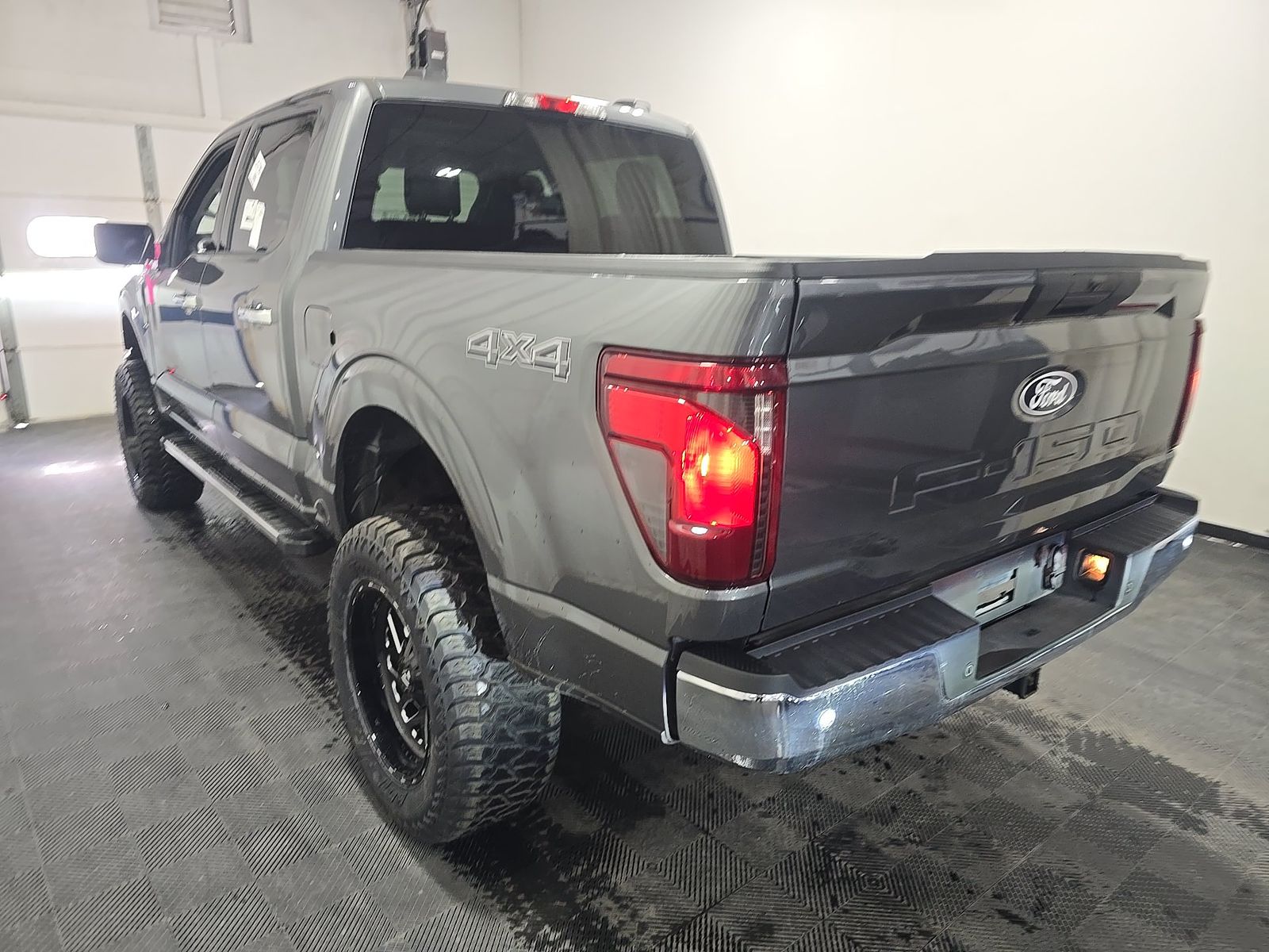 2025 Ford F-150 XLT AWD