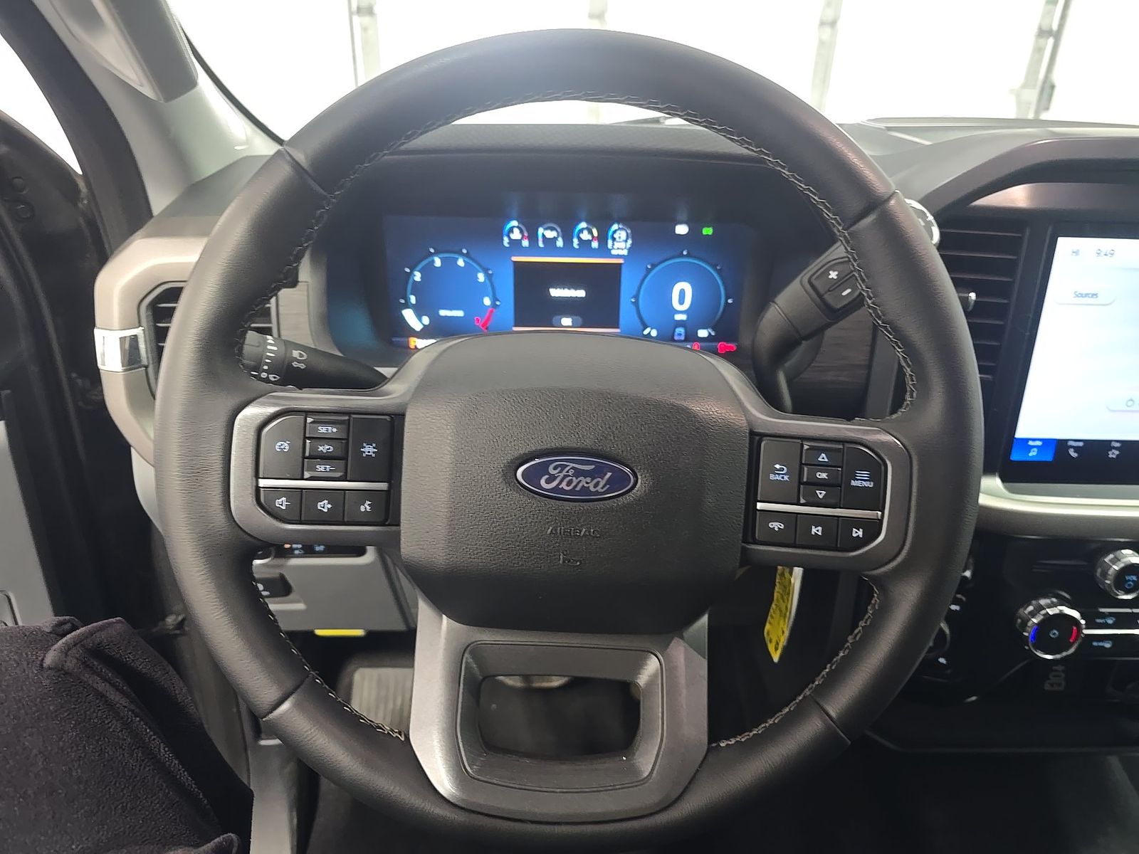 2025 Ford F-150 XLT AWD