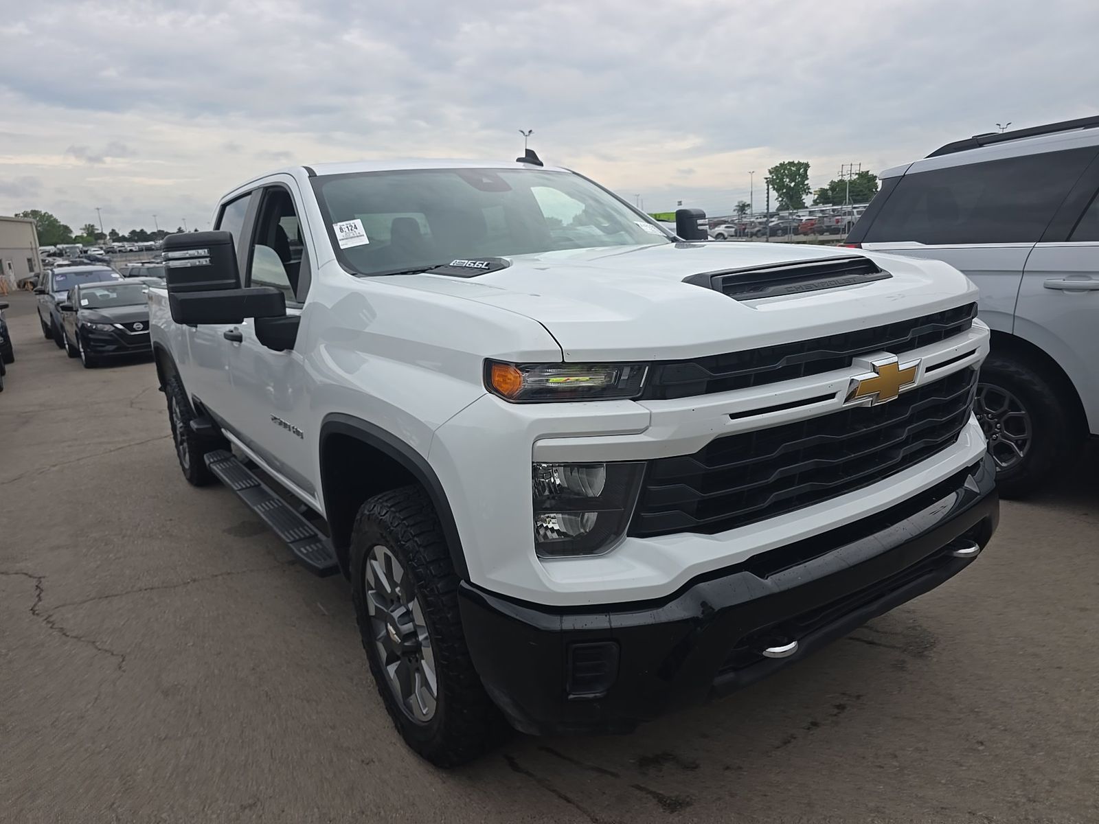 2024 Chevrolet Silverado 2500HD Custom AWD