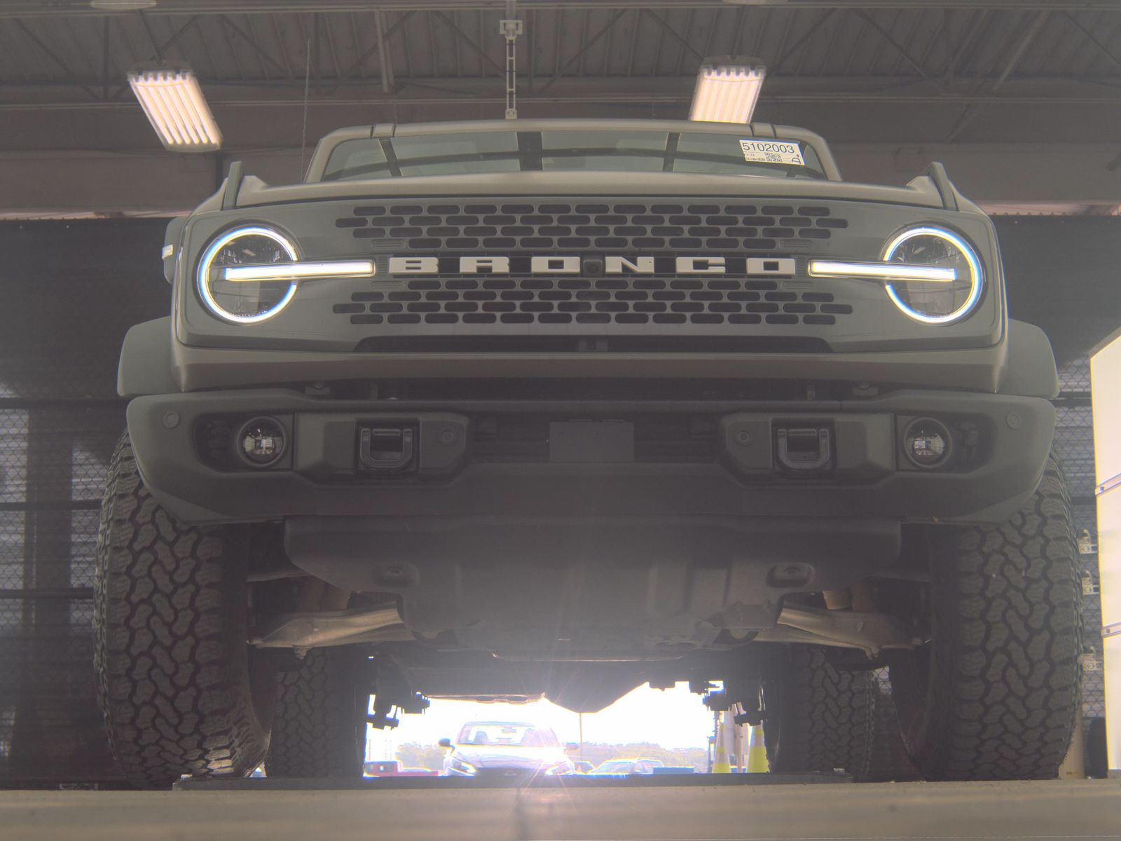 FORD BRONCO - 4