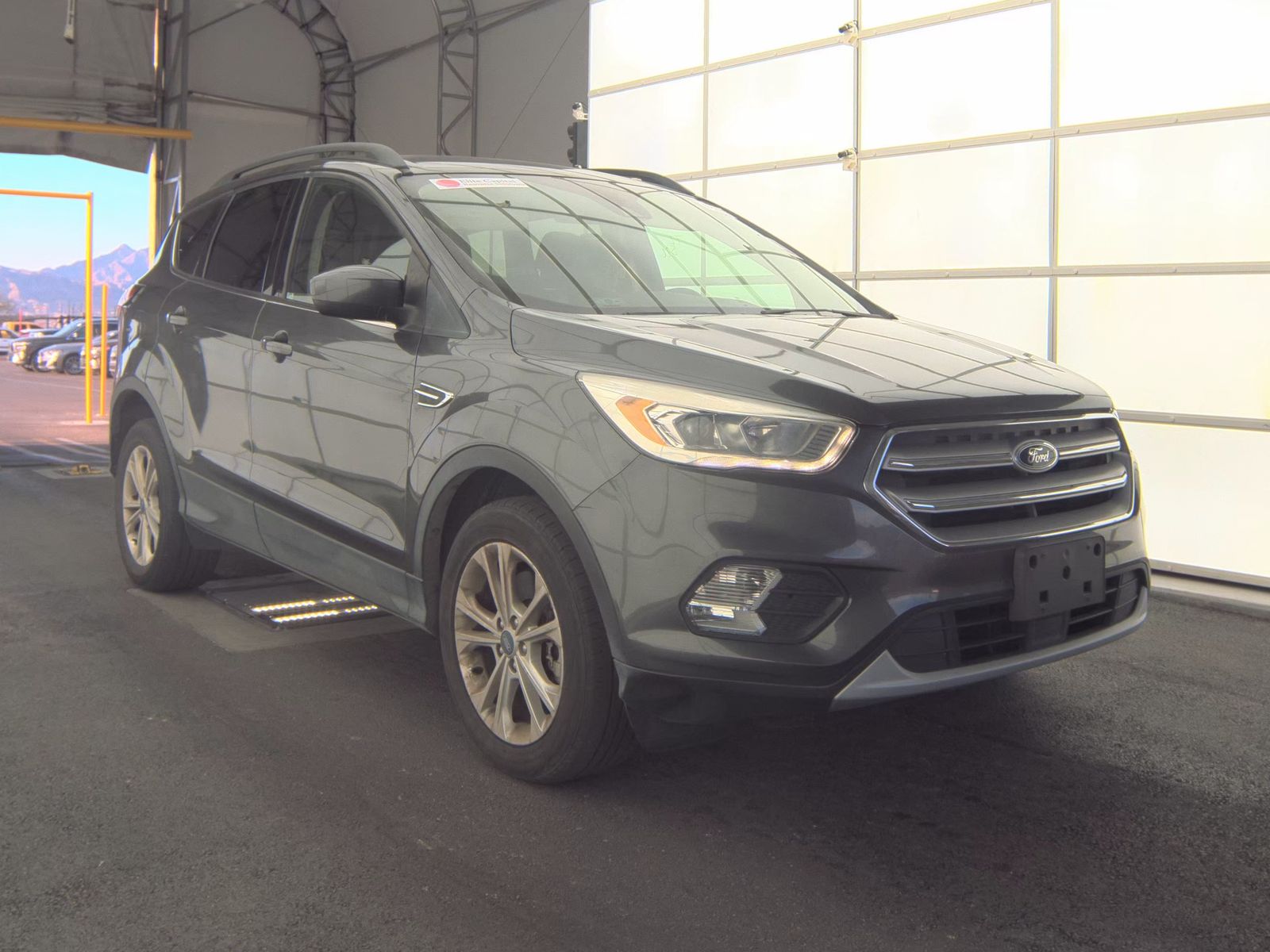 FORD ESCAPE - 4