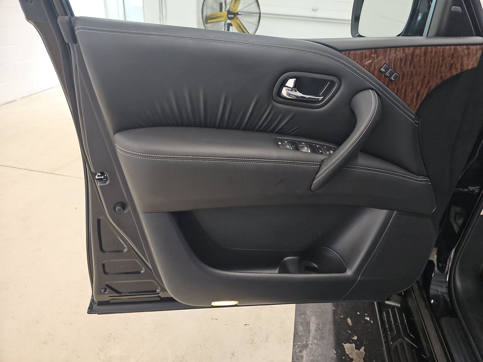 NISSAN ARMADA - 10