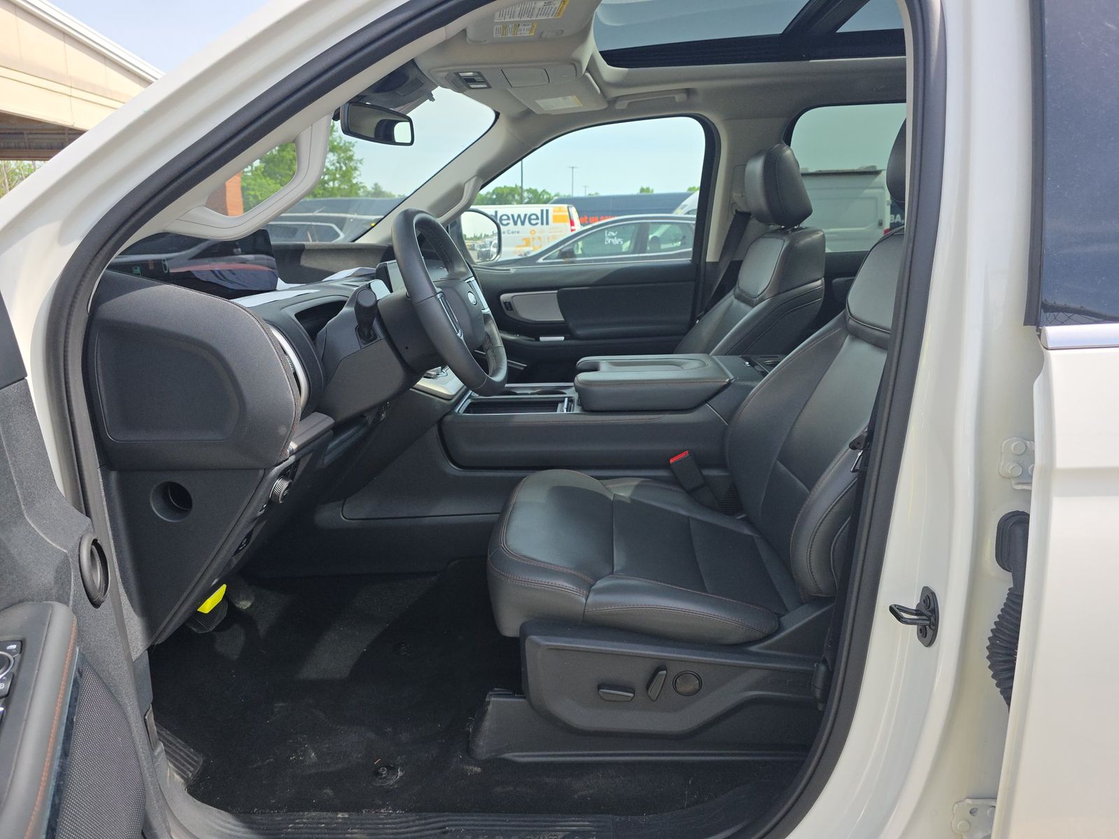 FORD EXPEDITION - 8