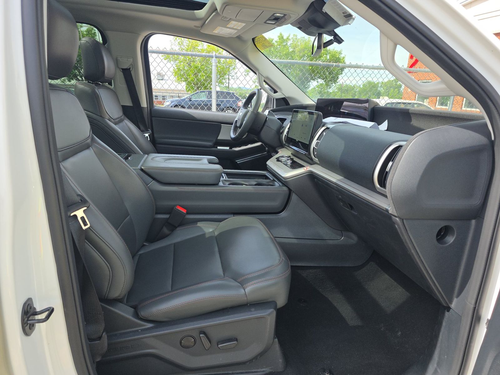 FORD EXPEDITION - 9