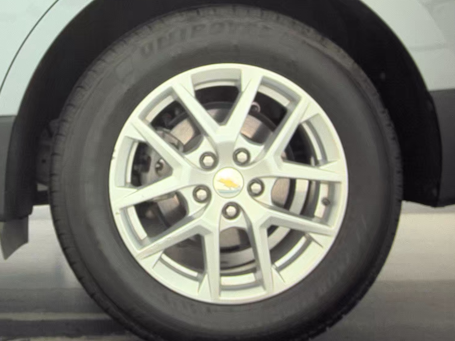 2023 Chevrolet Equinox LS AWD
