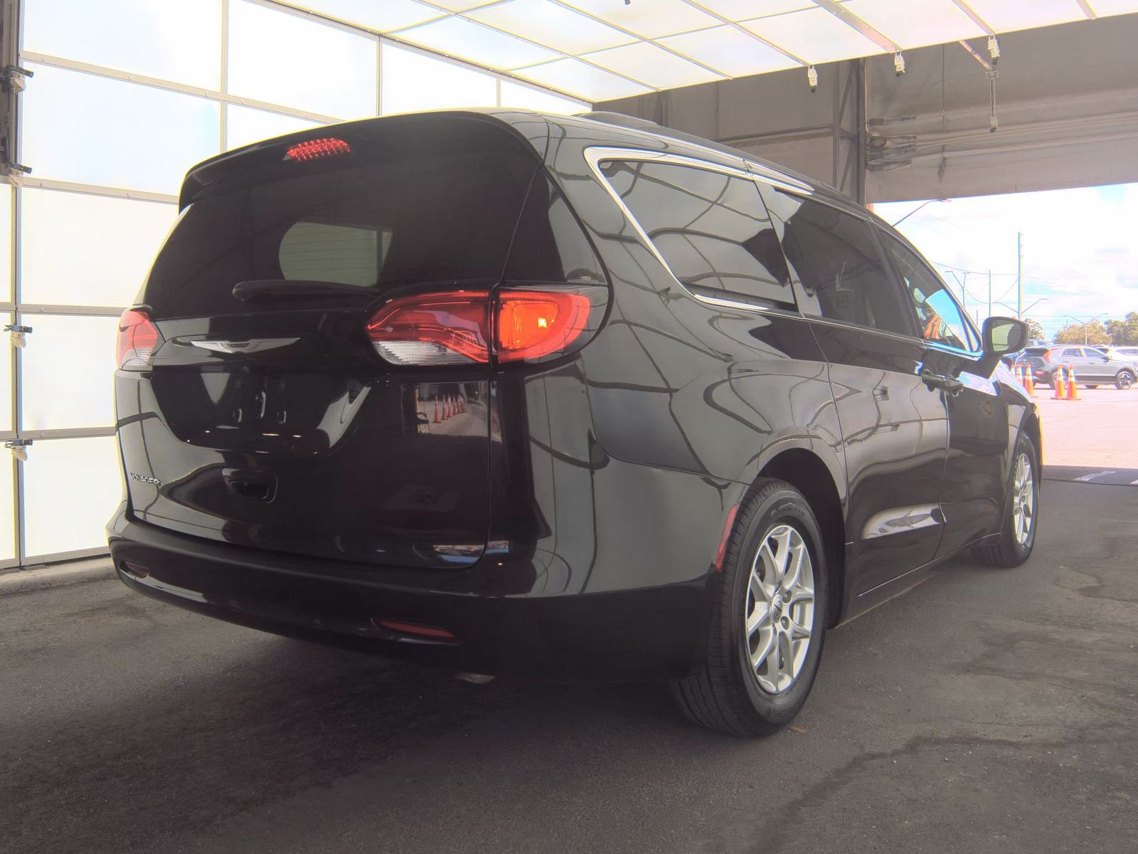 CHRYSLER VOYAGER - 6