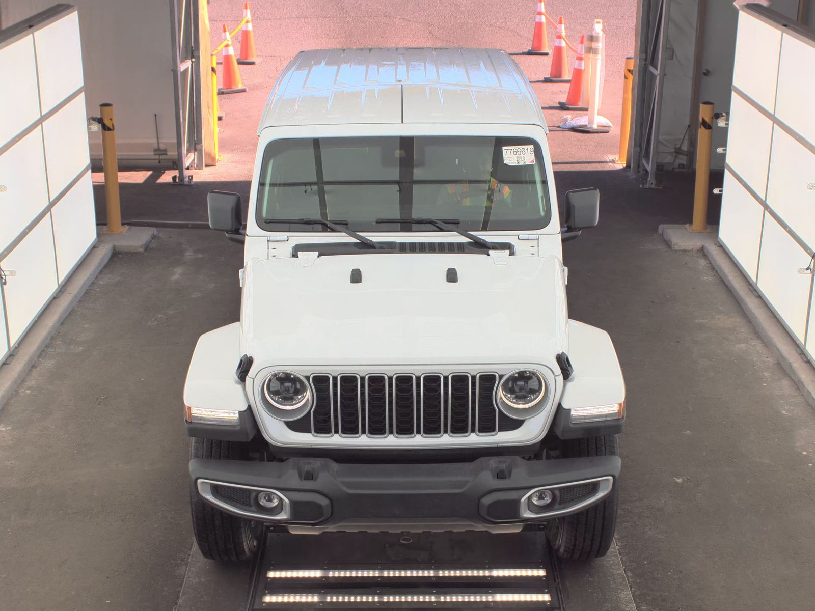 2025 Jeep Wrangler Sahara AWD