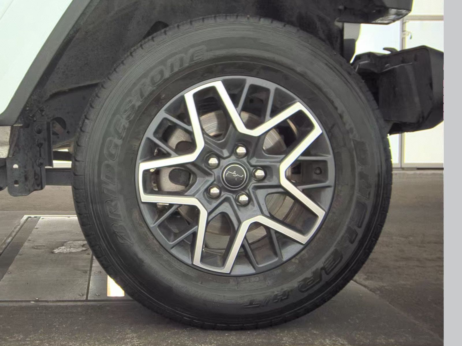 2025 Jeep Wrangler Sahara AWD