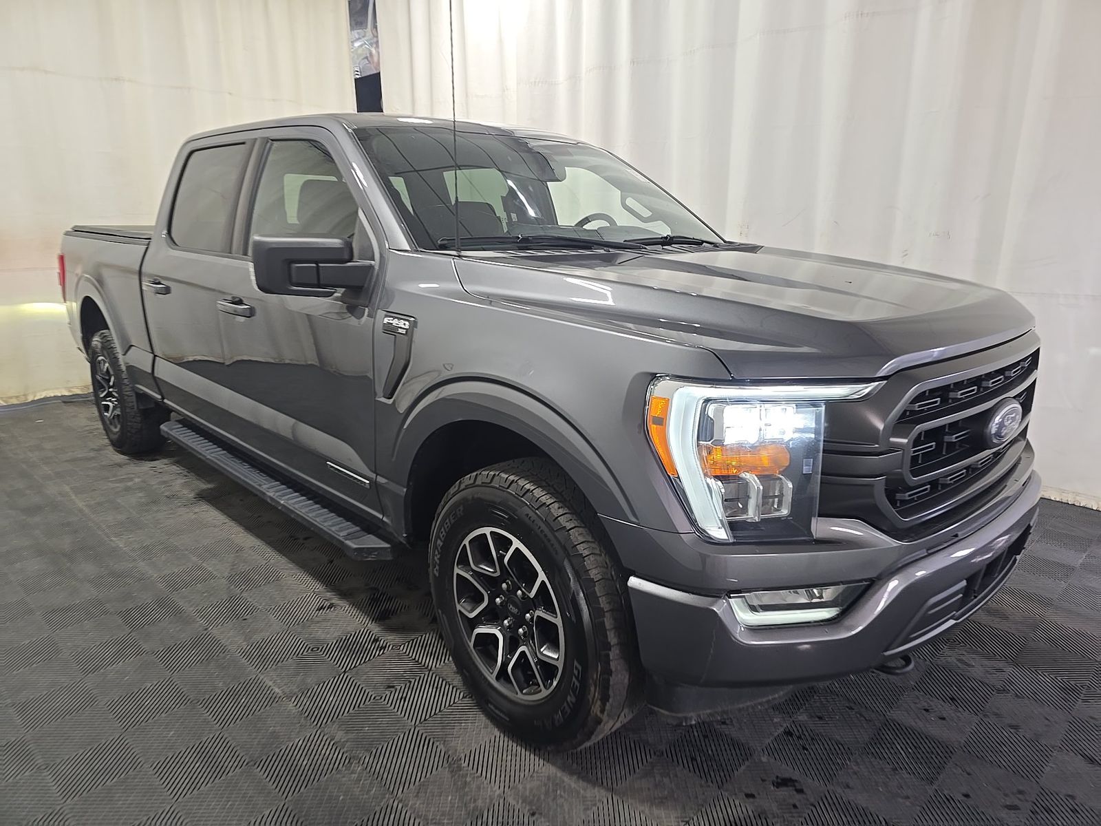 FORD F-150 - 4