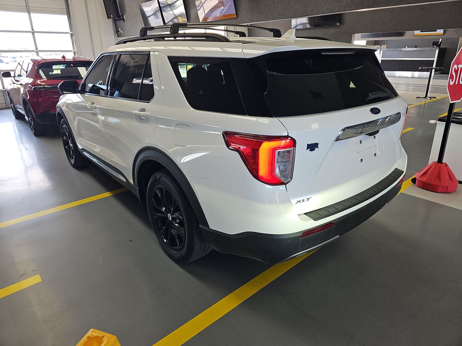 FORD EXPLORER - 7