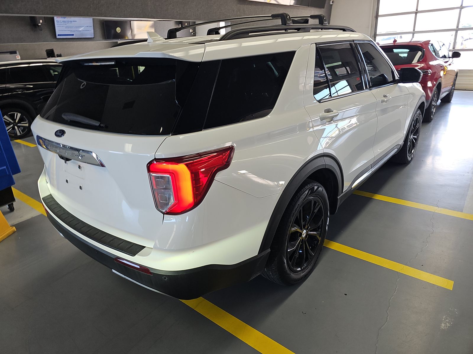 FORD EXPLORER - 5