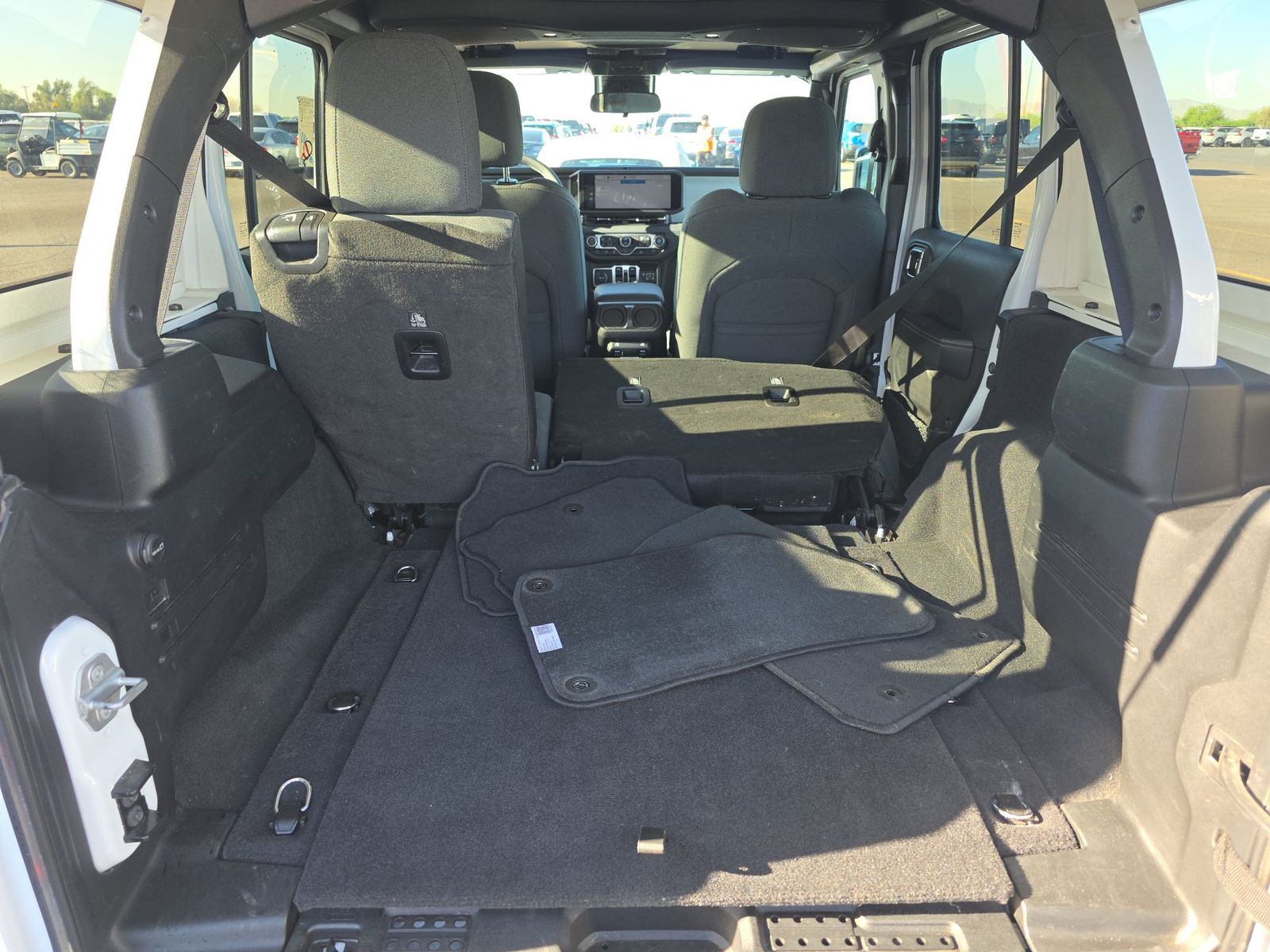 2025 Jeep Wrangler Sahara AWD