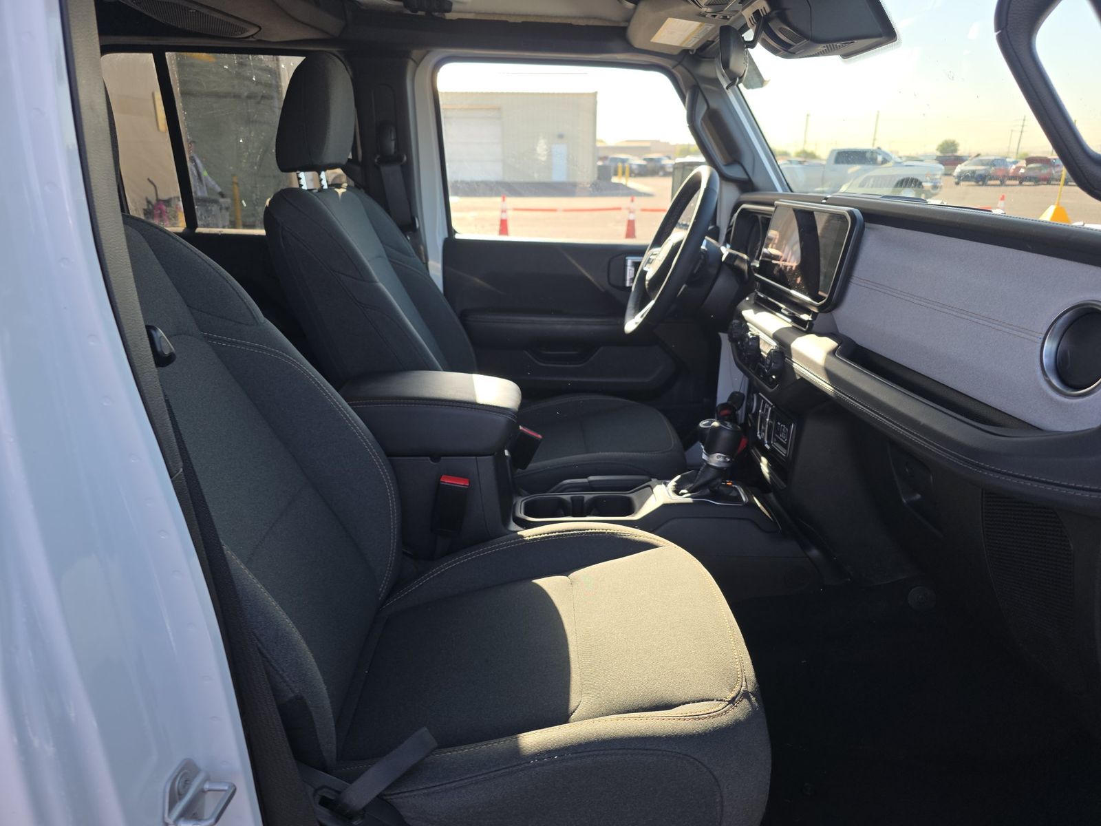 2025 Jeep Wrangler Sahara AWD