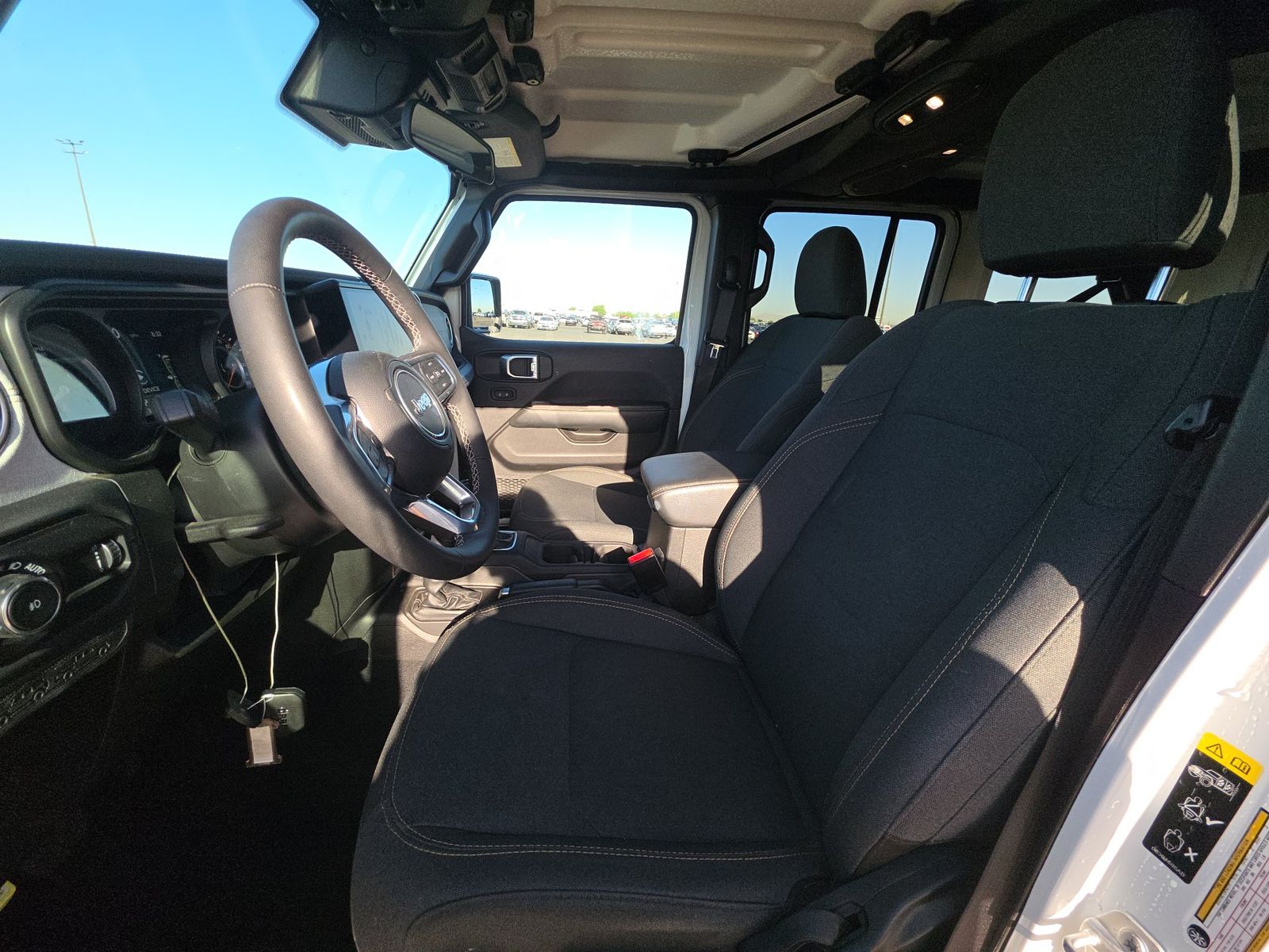 2025 Jeep Wrangler Sahara AWD