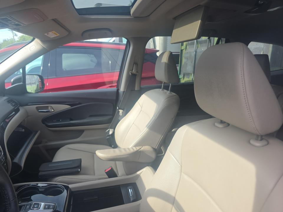 2020 Honda Pilot Touring AWD