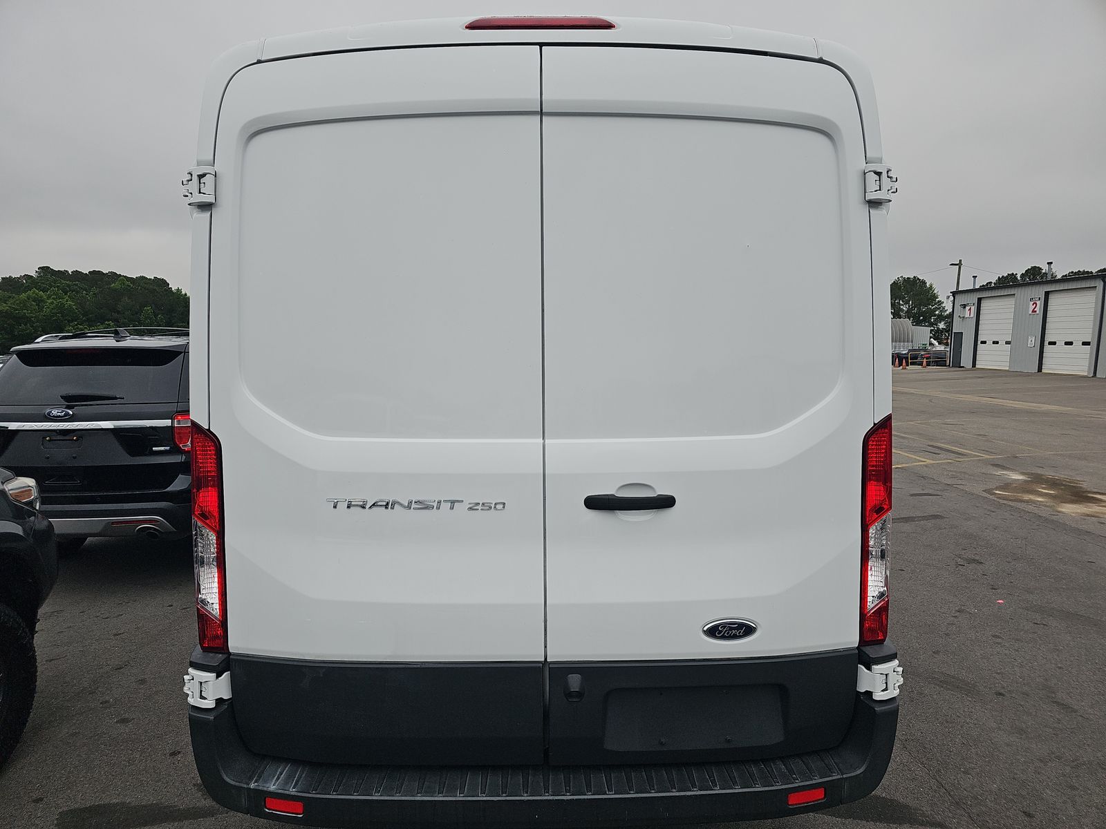 FORD TRANSIT 250 - 6