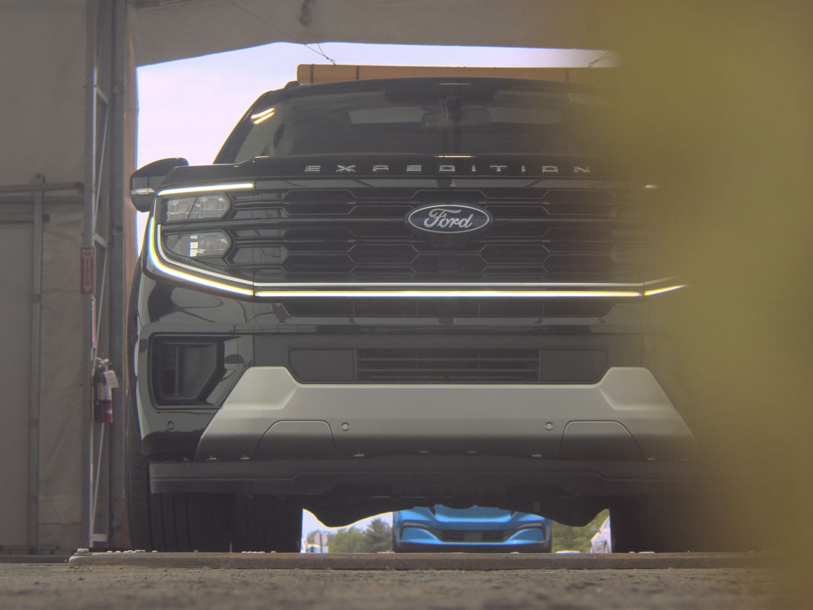 FORD EXPEDITION MAX - 4