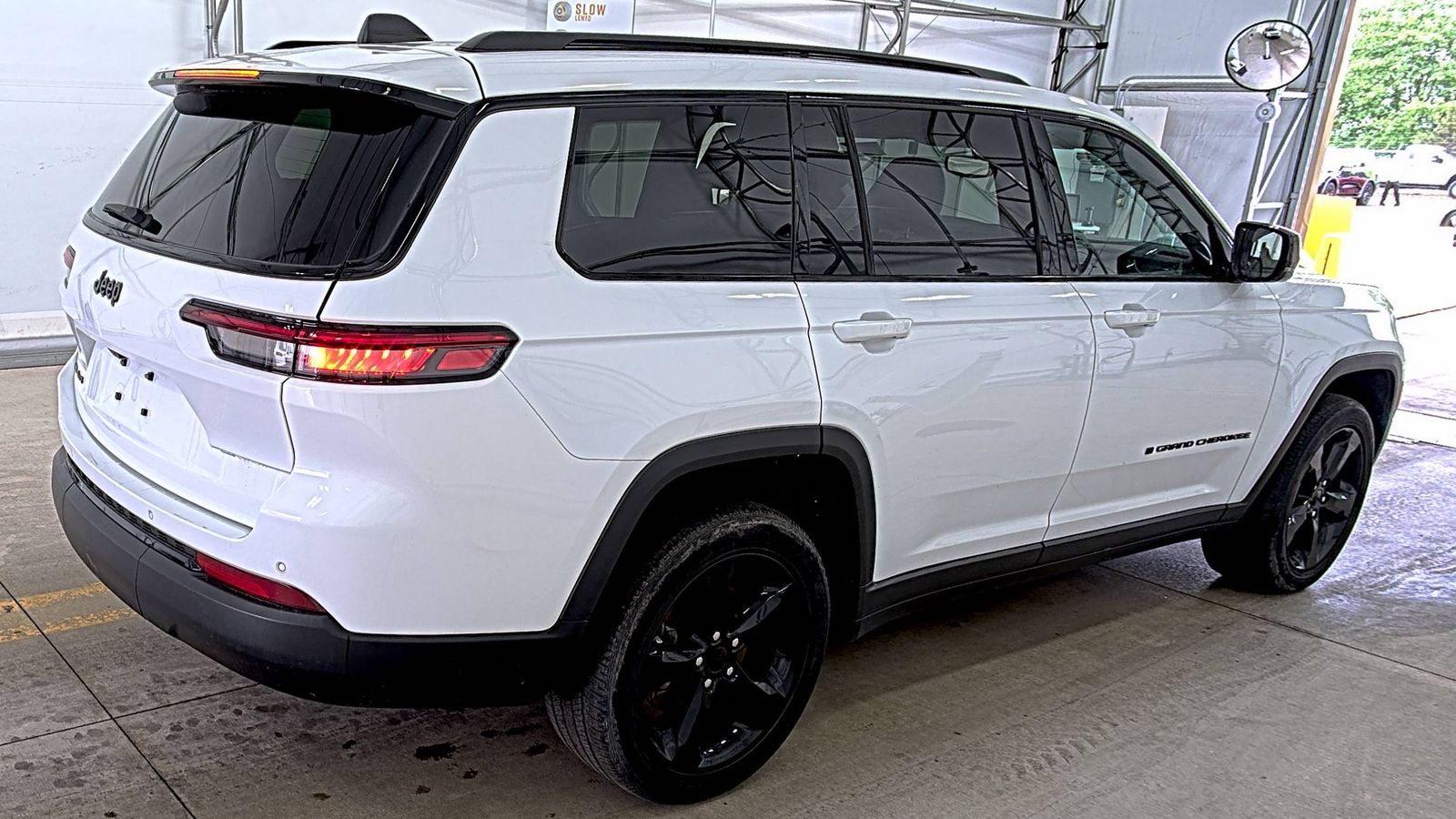 2023 Jeep Grand Cherokee L Altitude AWD