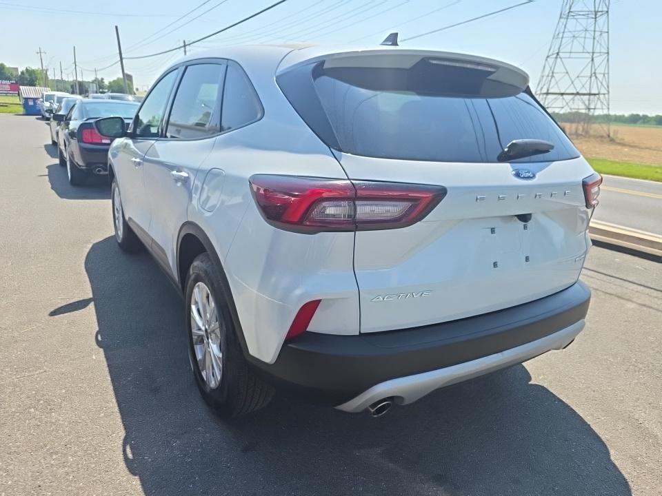 FORD ESCAPE - 7