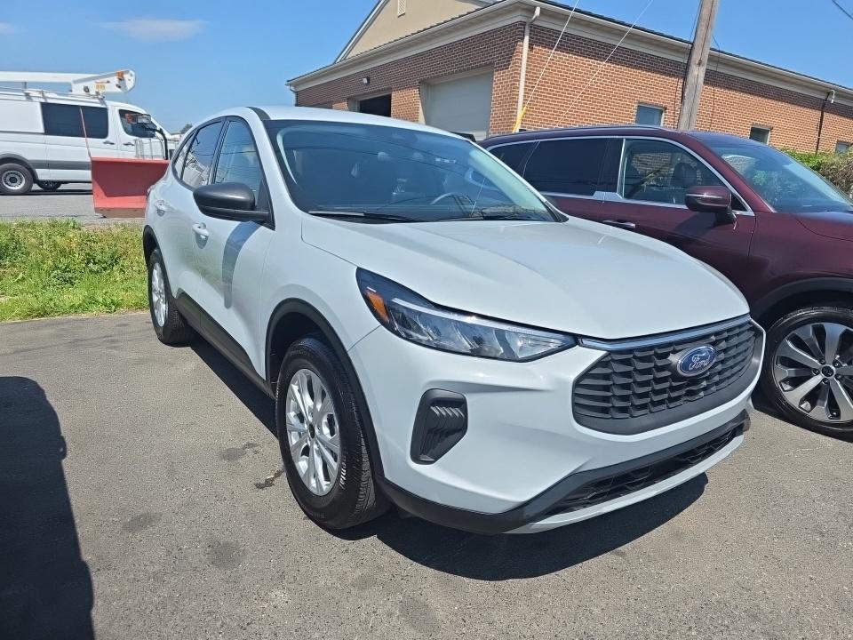 FORD ESCAPE - 4