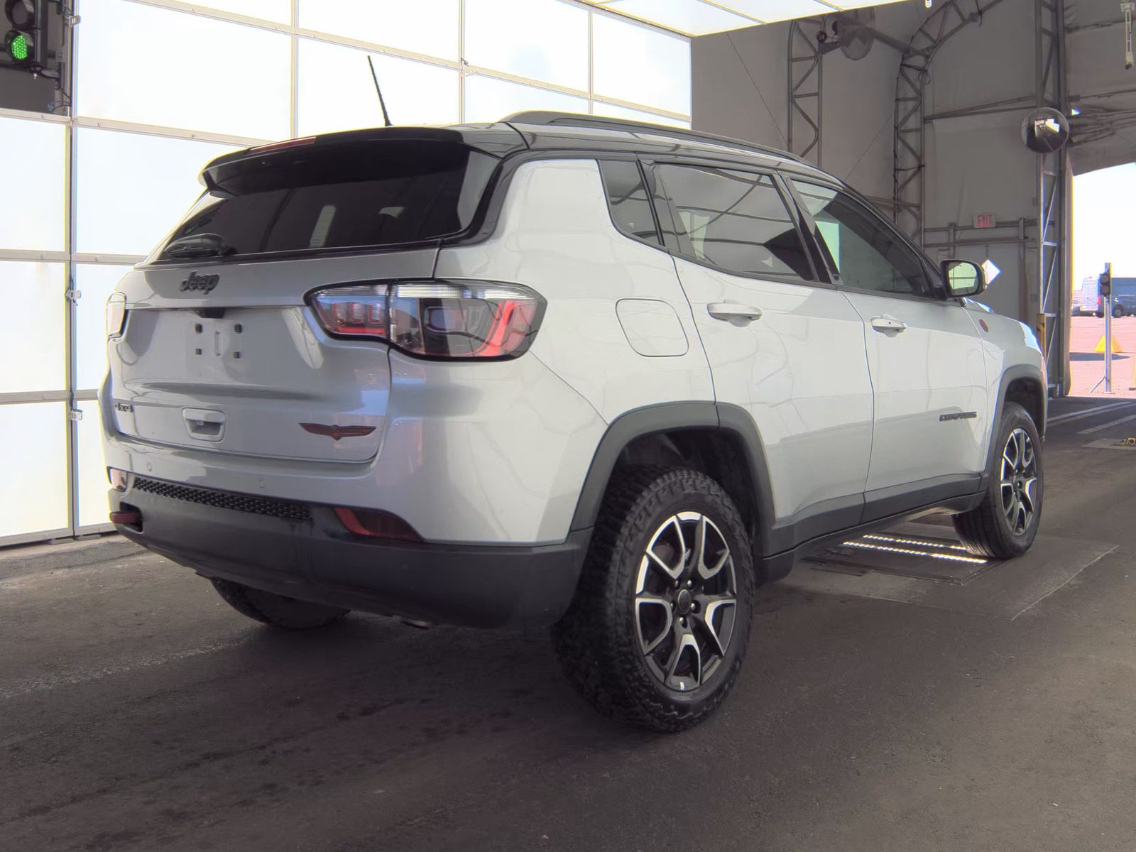 2025 Jeep Compass Trailhawk AWD