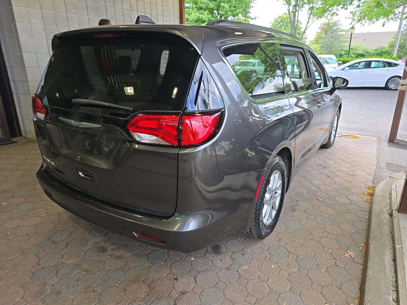 CHRYSLER VOYAGER - 3