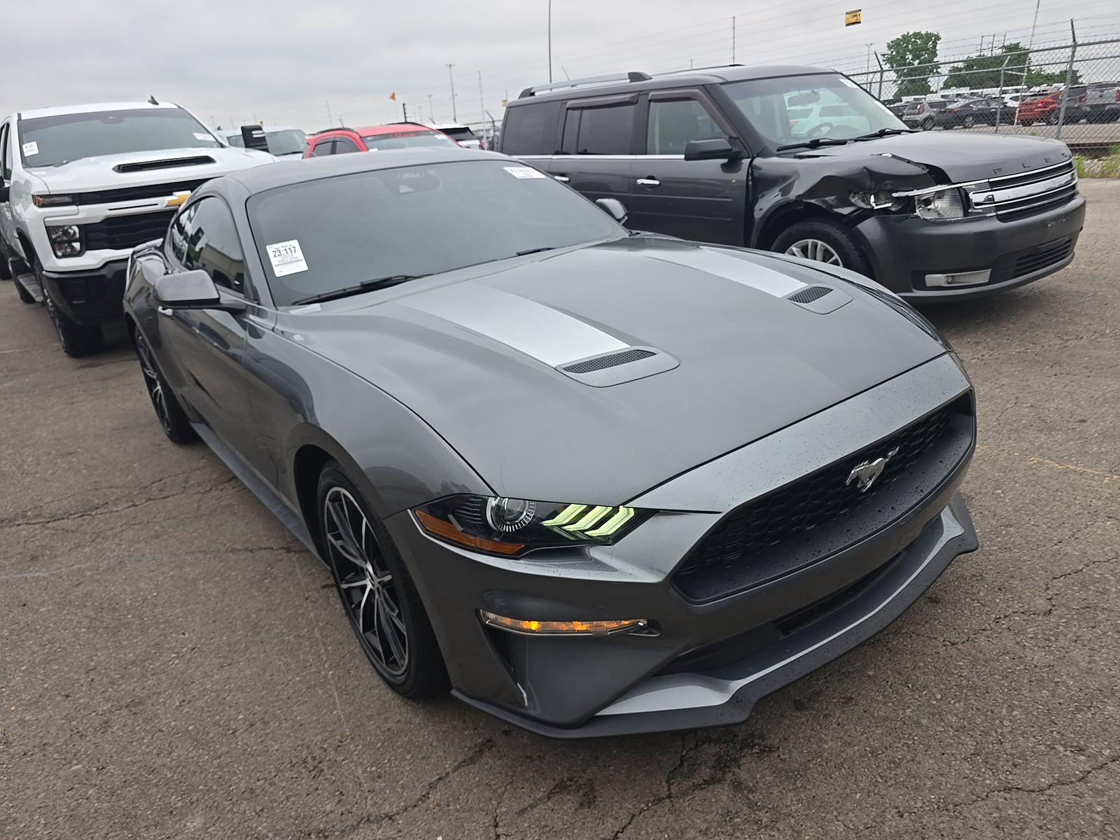 FORD MUSTANG - 4
