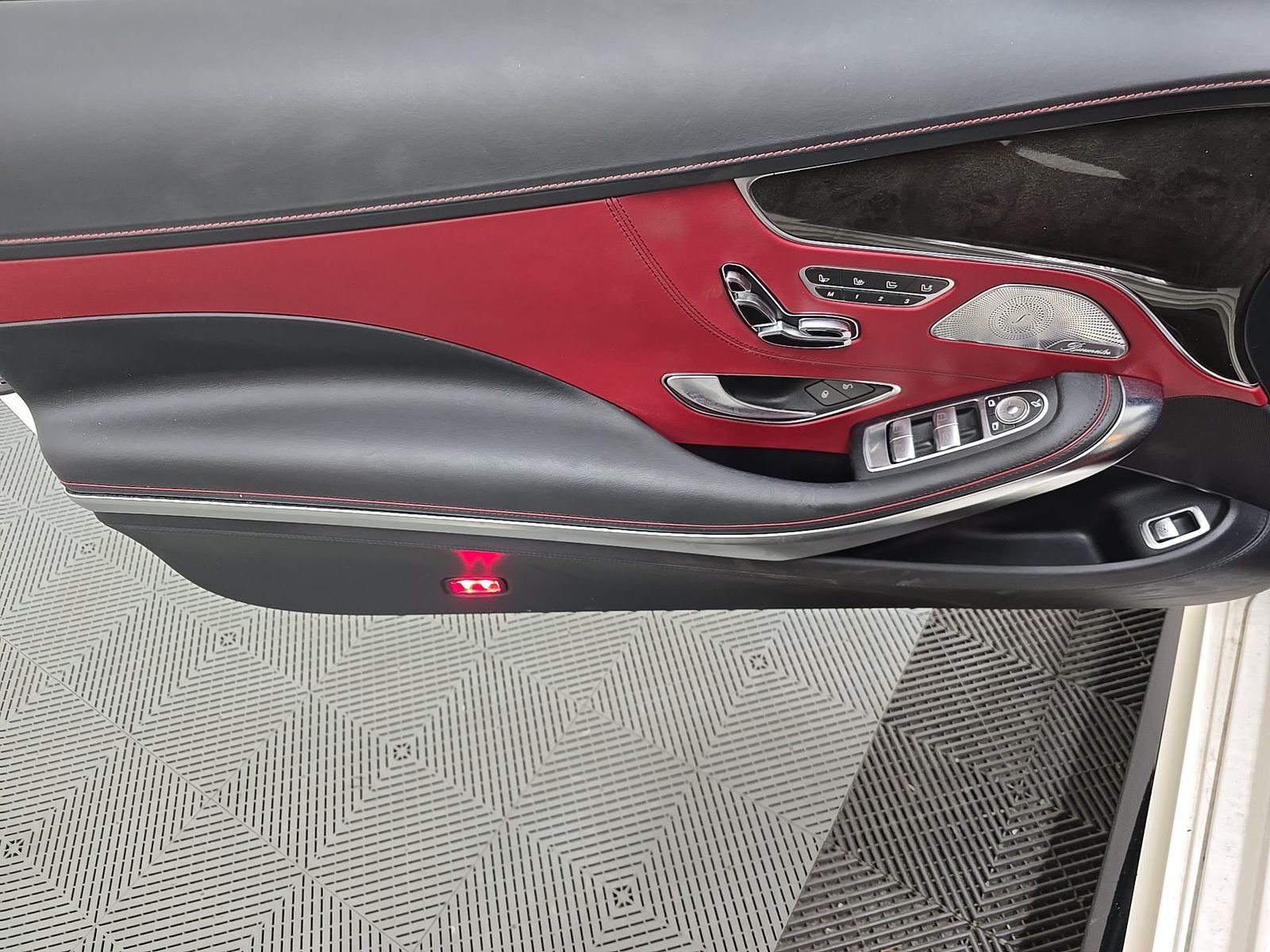 MERCEDES-BENZ S-CLASS - 10