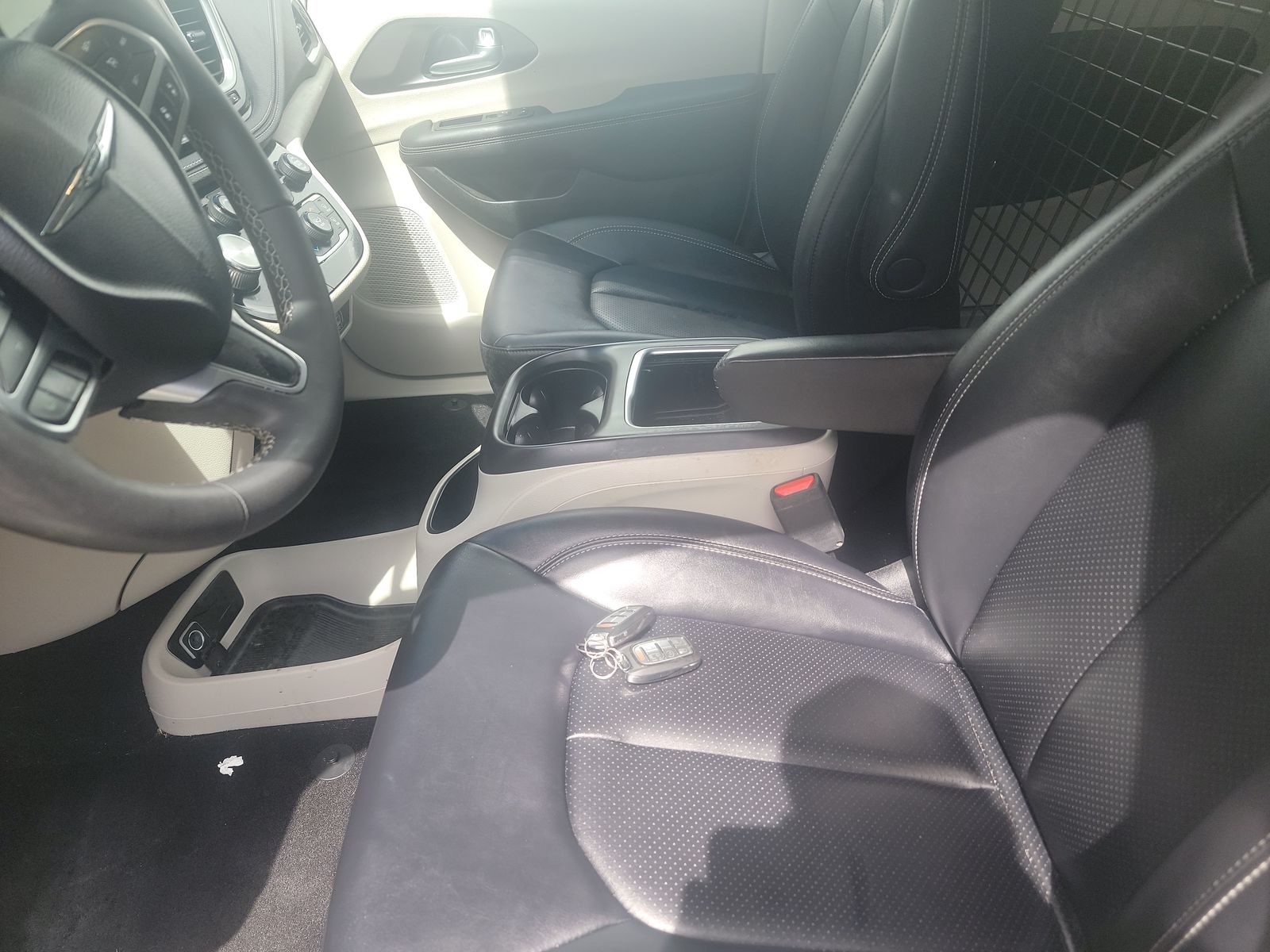 2024 Chrysler Pacifica Hybrid Select FWD