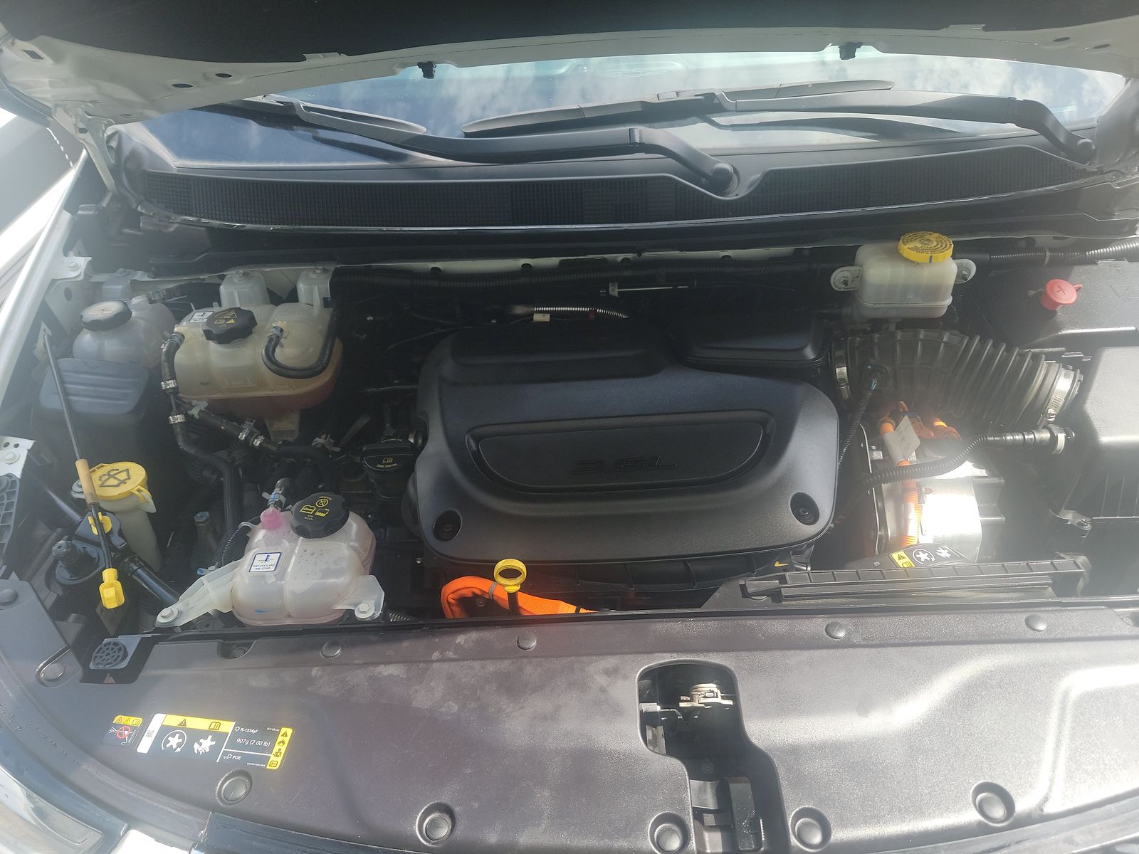 2024 Chrysler Pacifica Hybrid Select FWD