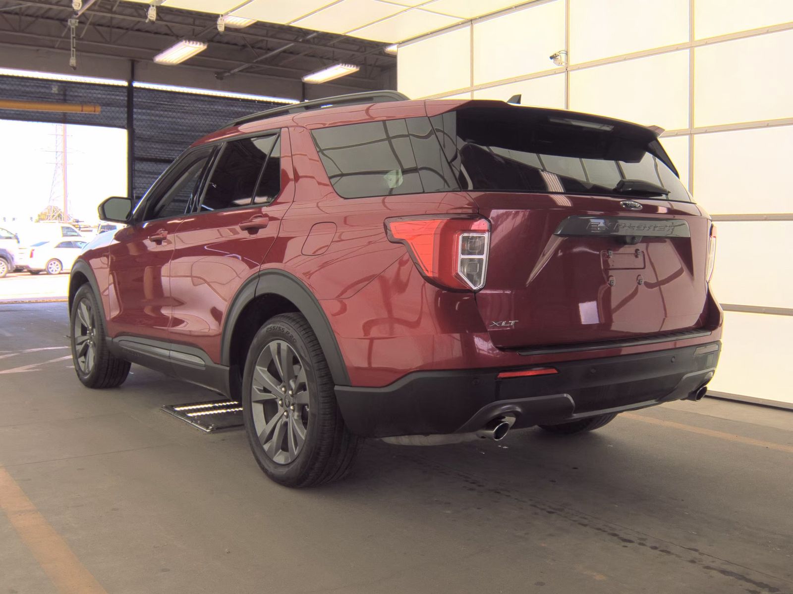 FORD EXPLORER - 9