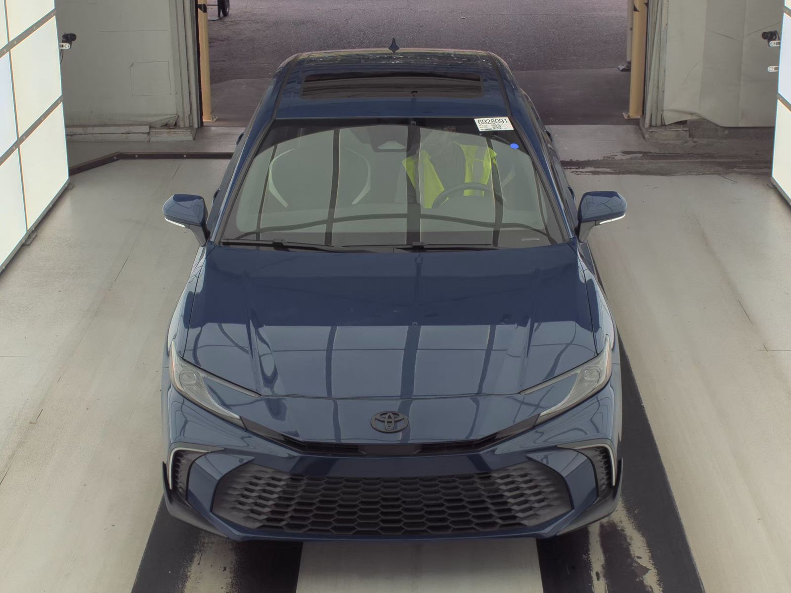 TOYOTA CAMRY - 3