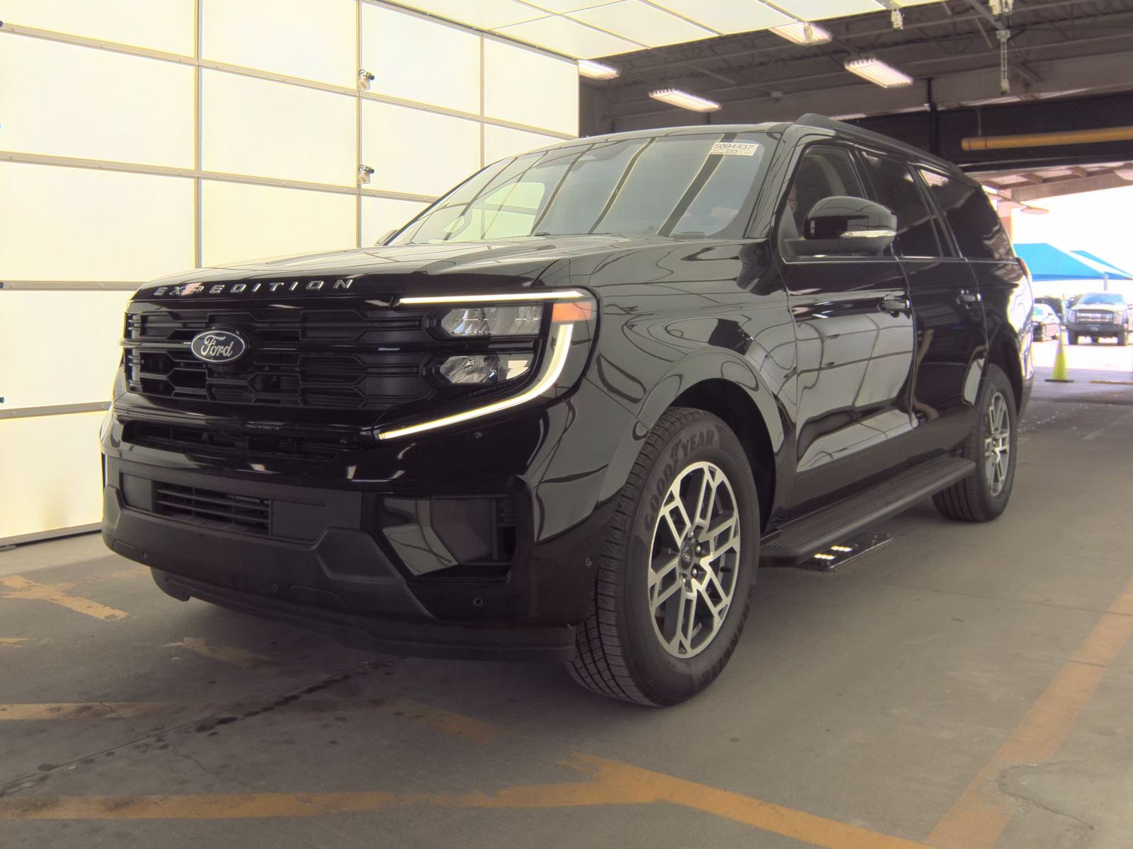 FORD EXPEDITION MAX - 1