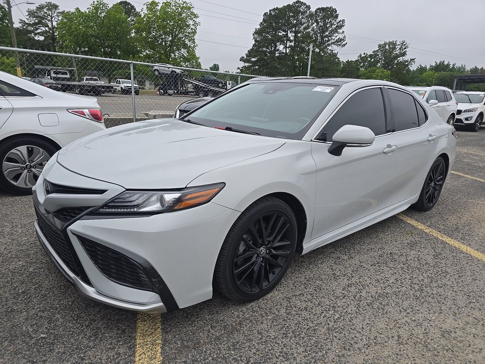 TOYOTA CAMRY - 1